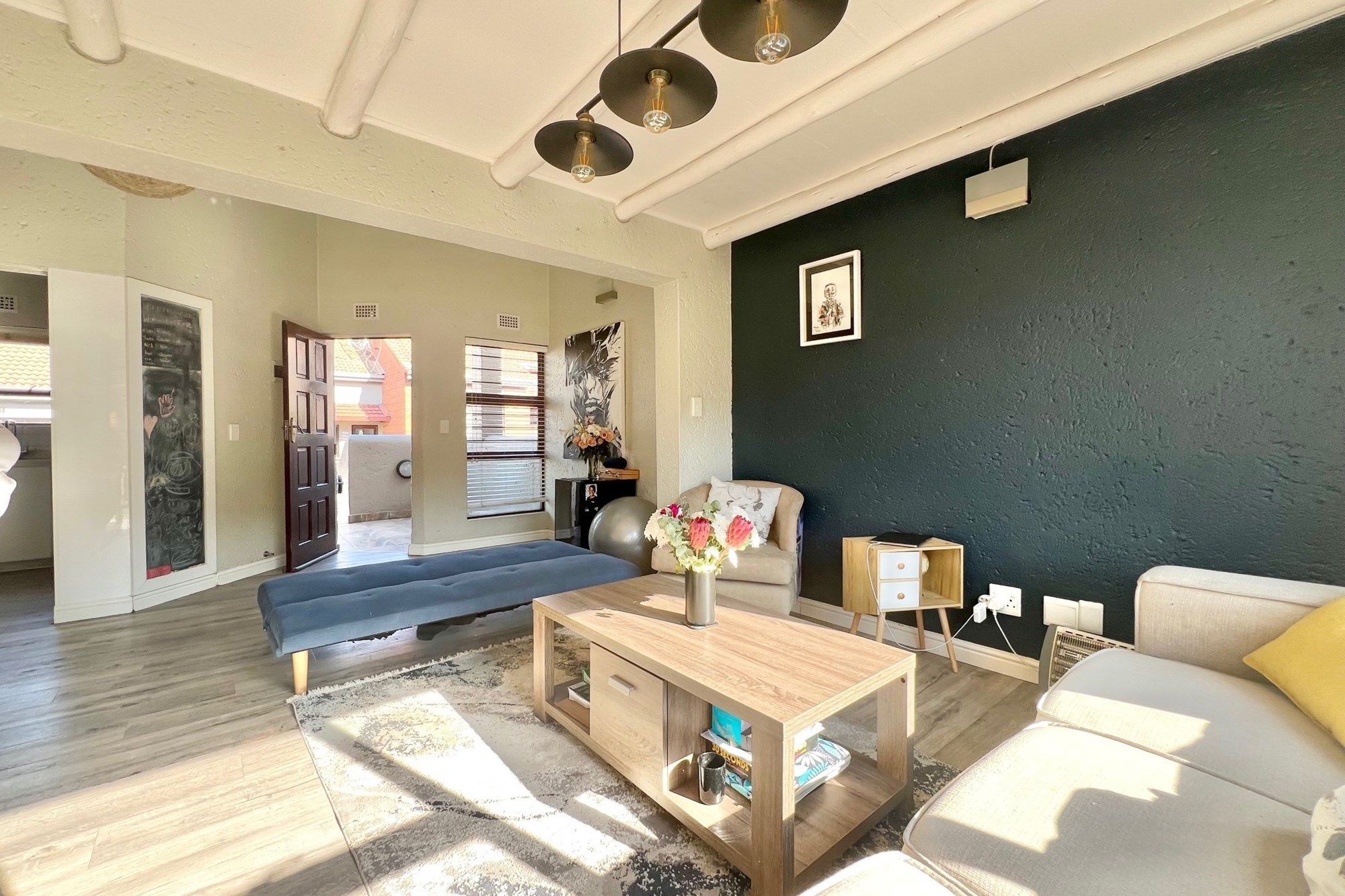 Magnificently Renovated 2 Bedroom Loft Apartment