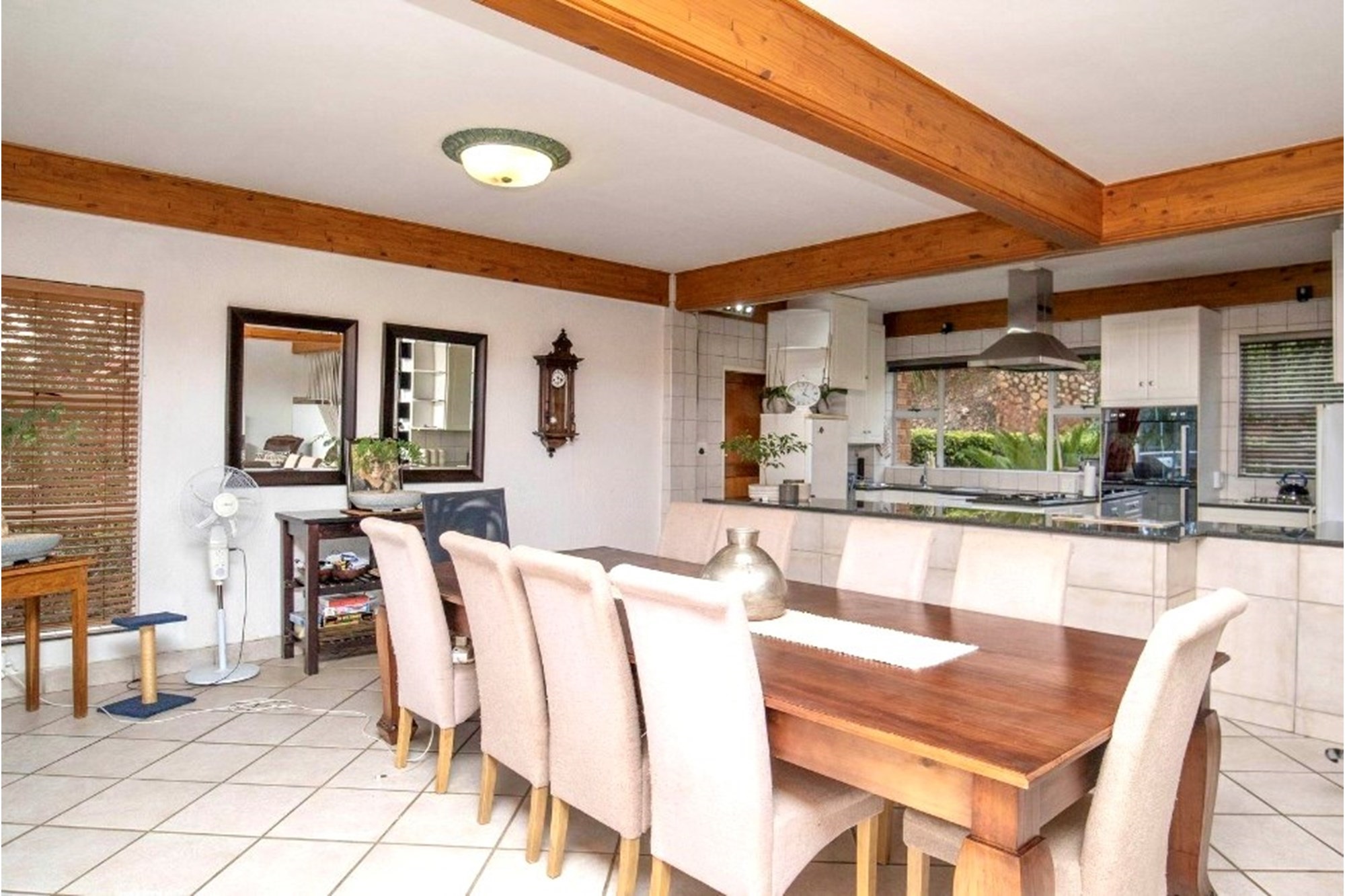 Experience unparalleled luxury in this stunning panoramic 4-storey retreat,situated in Kosmos!