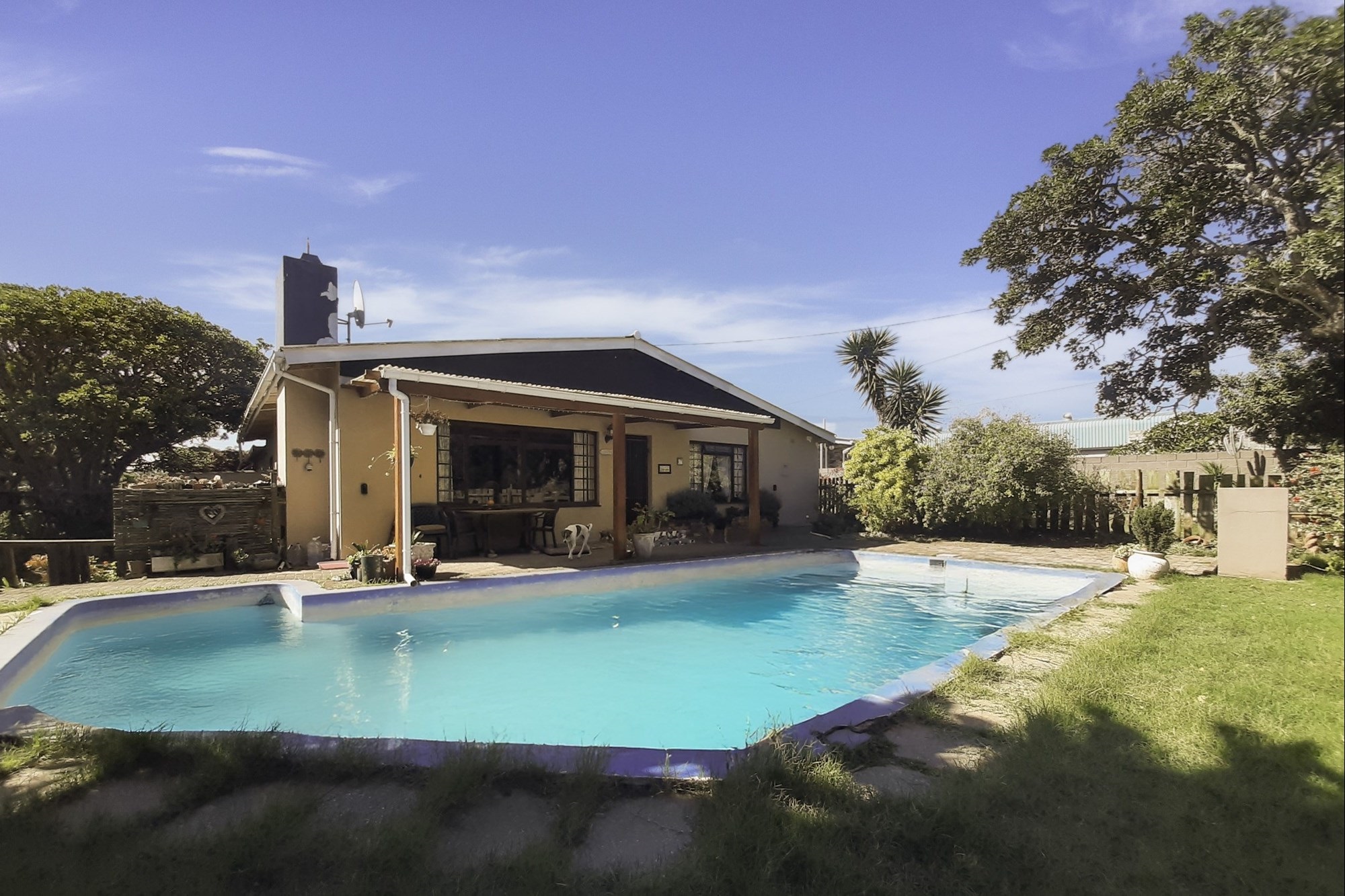 Spacious Home on East Bank Port Alfred