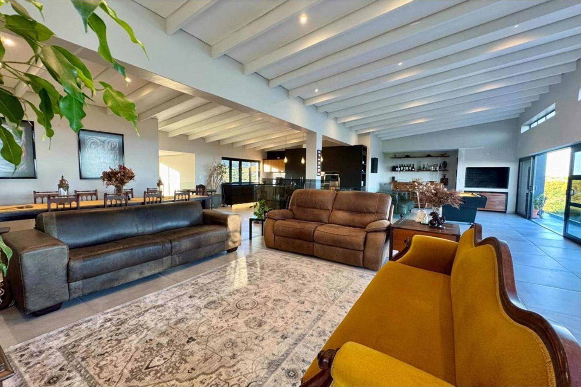 Stunning Beachfront Property with 180 Degree Ocean View!