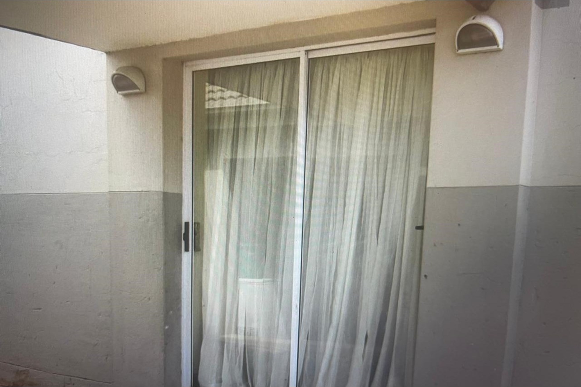 Cosy 3 Bedroom Townhouse in Die Heuwel Estate