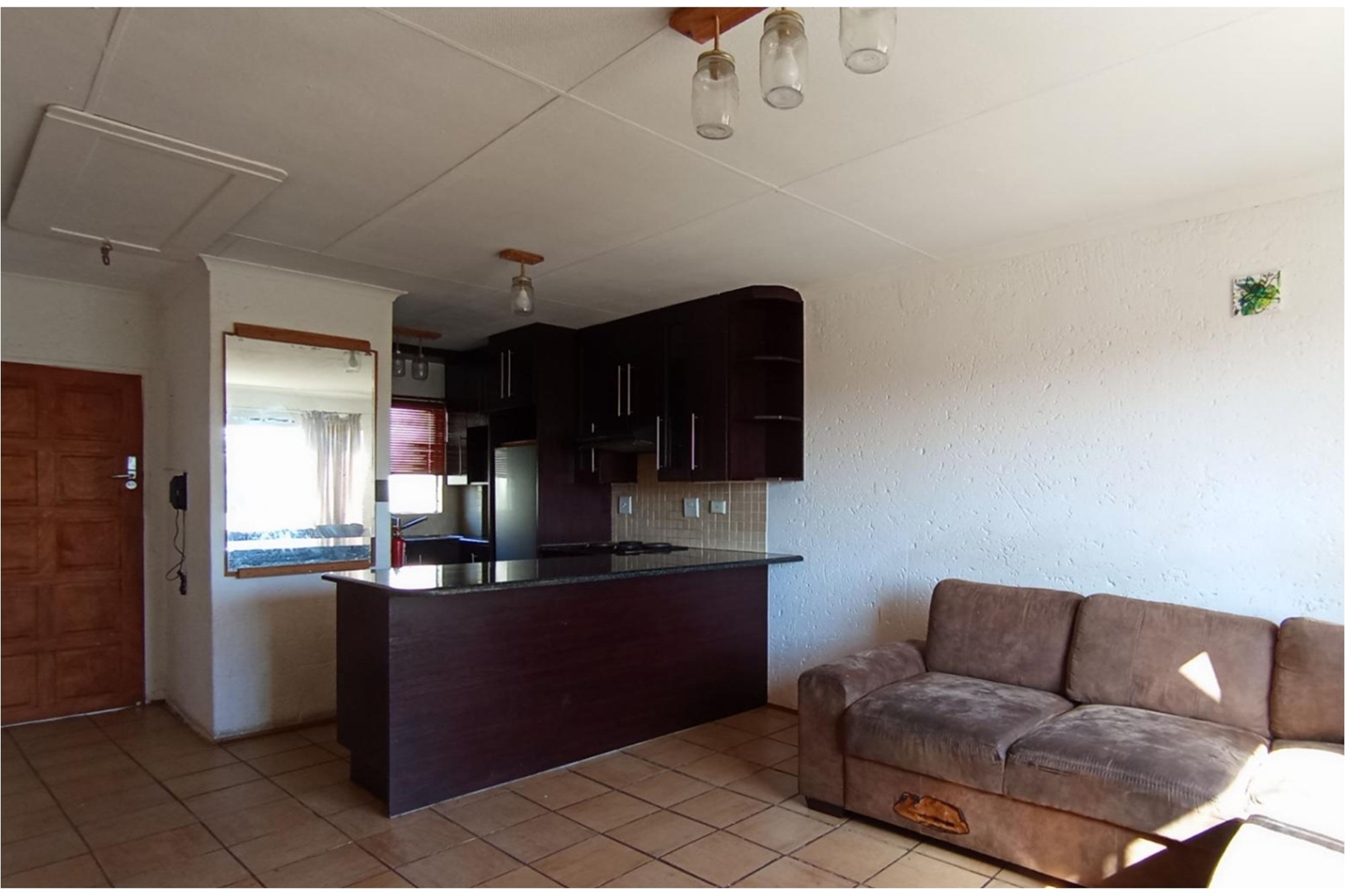 Charming Townhouse in Serene Eden Glen For Sale