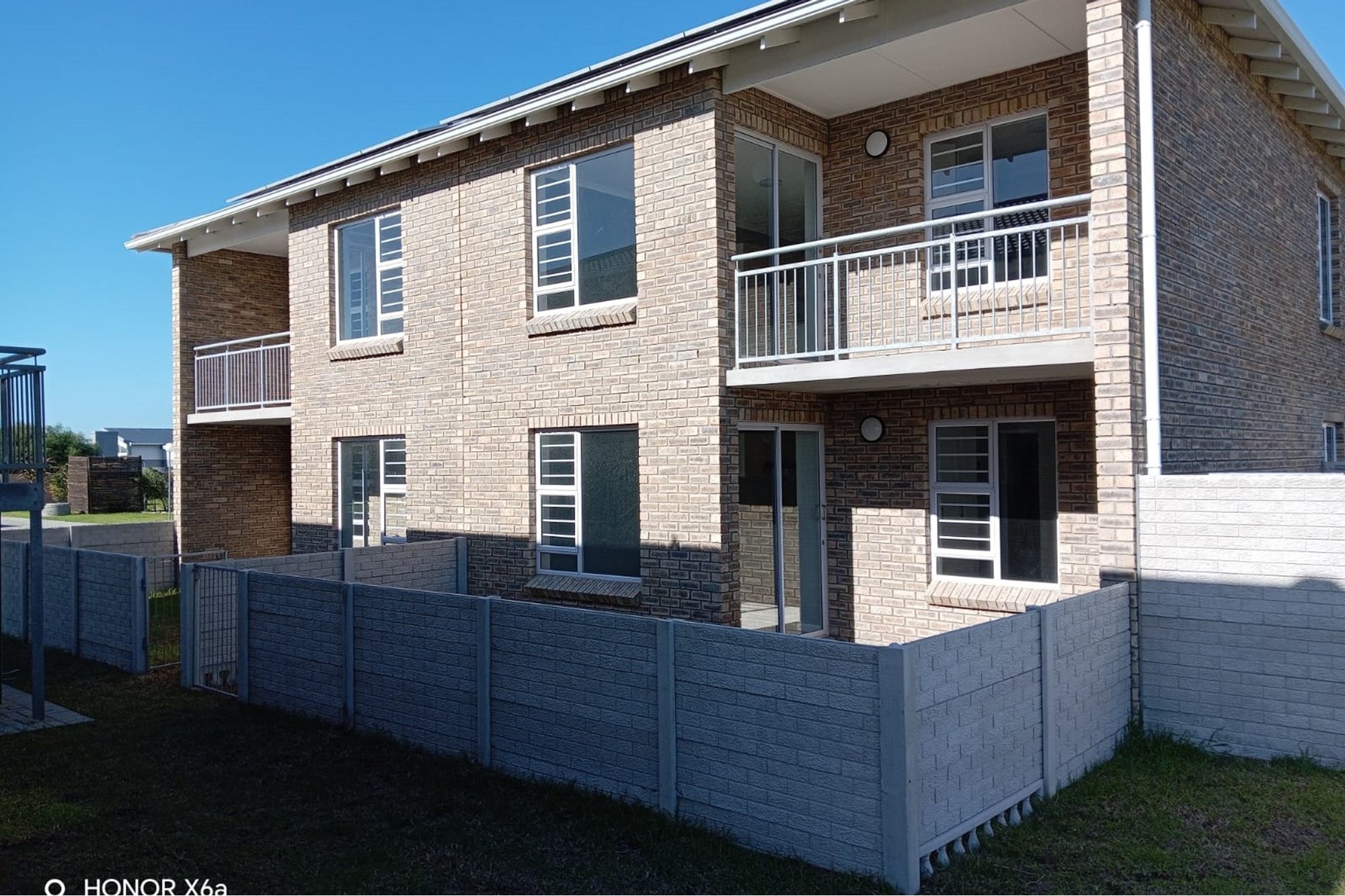 Townhouse for sale in Fairview, Port Elizabeth, 56 m²