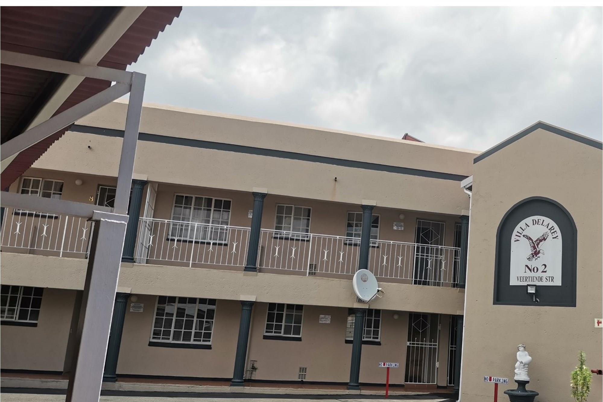 Cozy Ground Floor Apartment with Private Garden in Delarey, Roodepoort