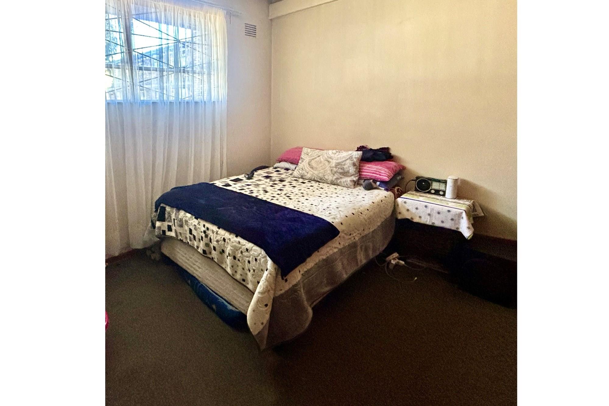 Lovely 2-Bedroom Flat with Modern Features