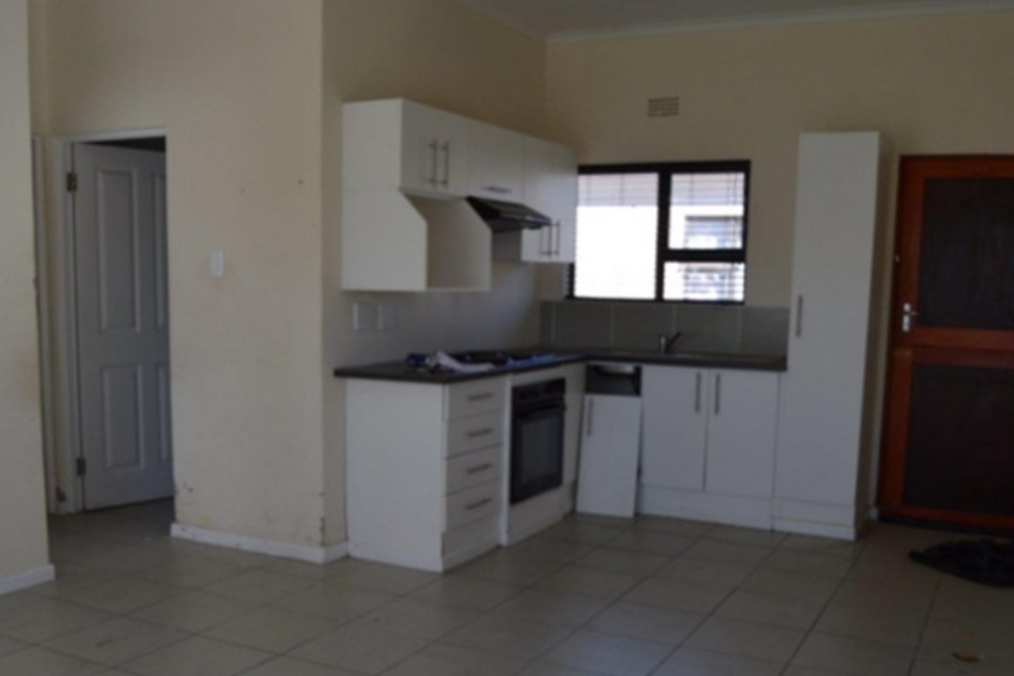 2-bedroom coastal starter home!