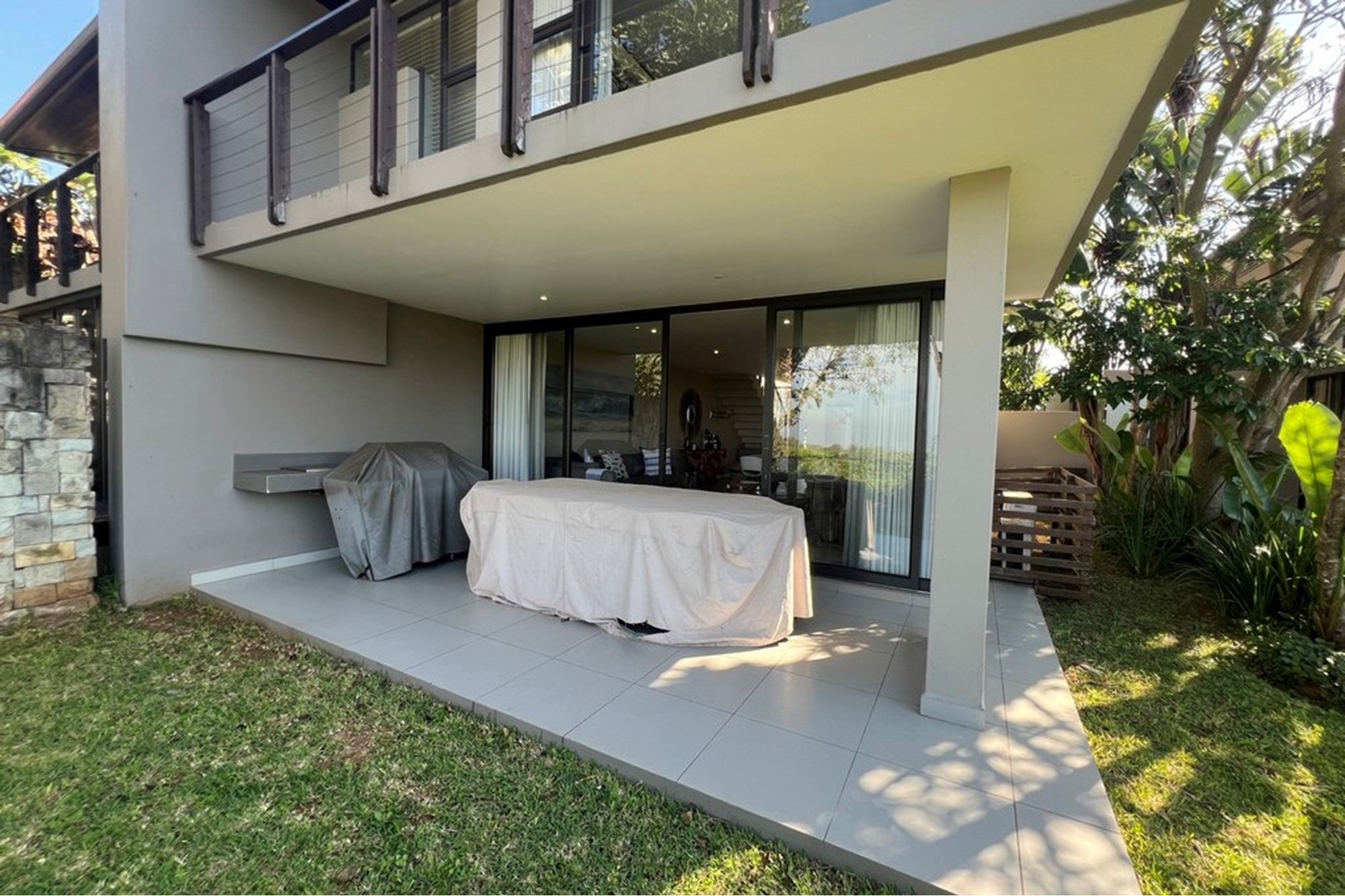 Modern Townhouse in Zimbali - Fully Furnished with Stunning Views