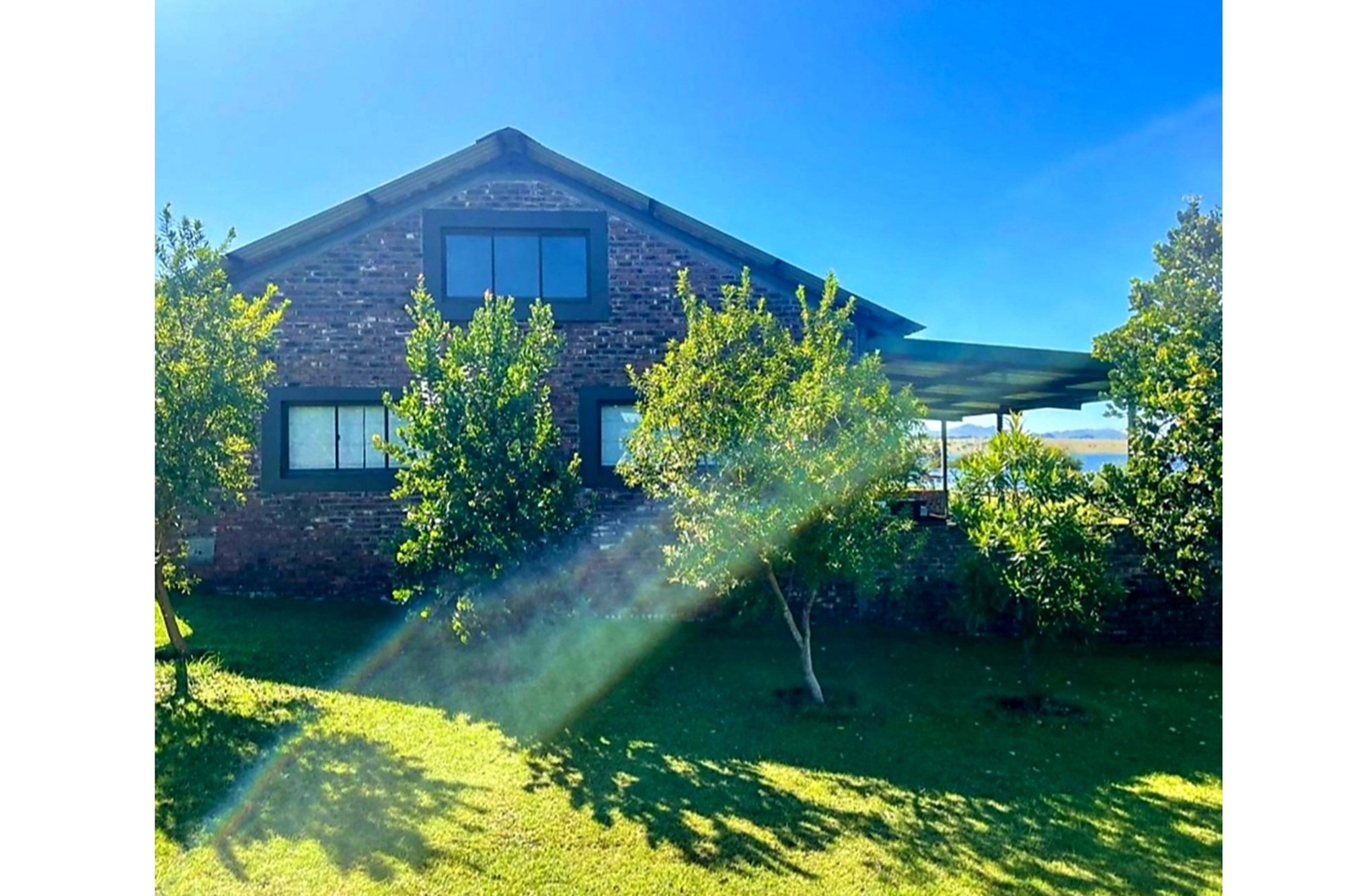 House for sale in Badplaas, 227 m²