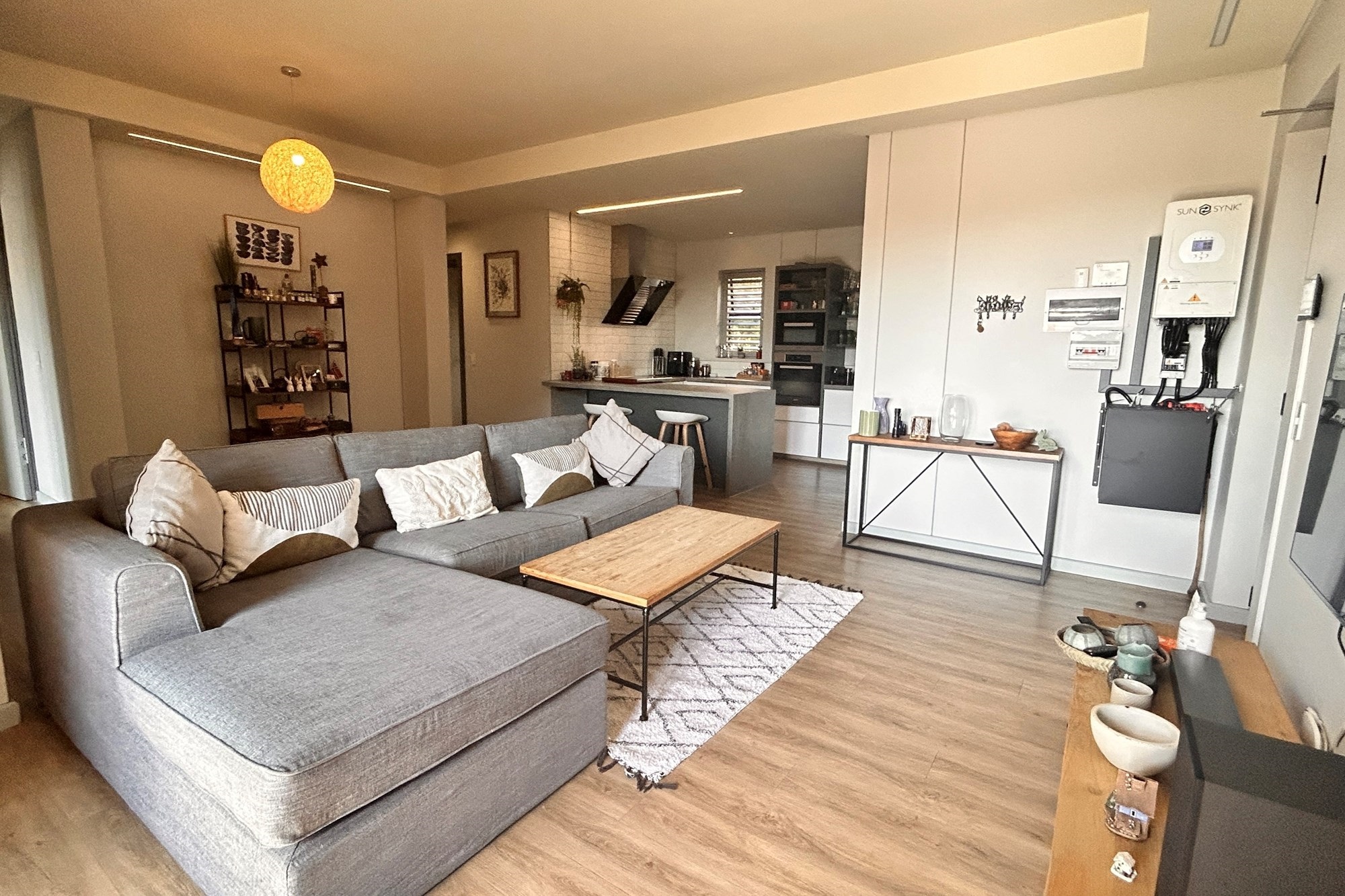 Modern Garden Apartment on the border of Waterkloof and Nieuw Muckleneuk