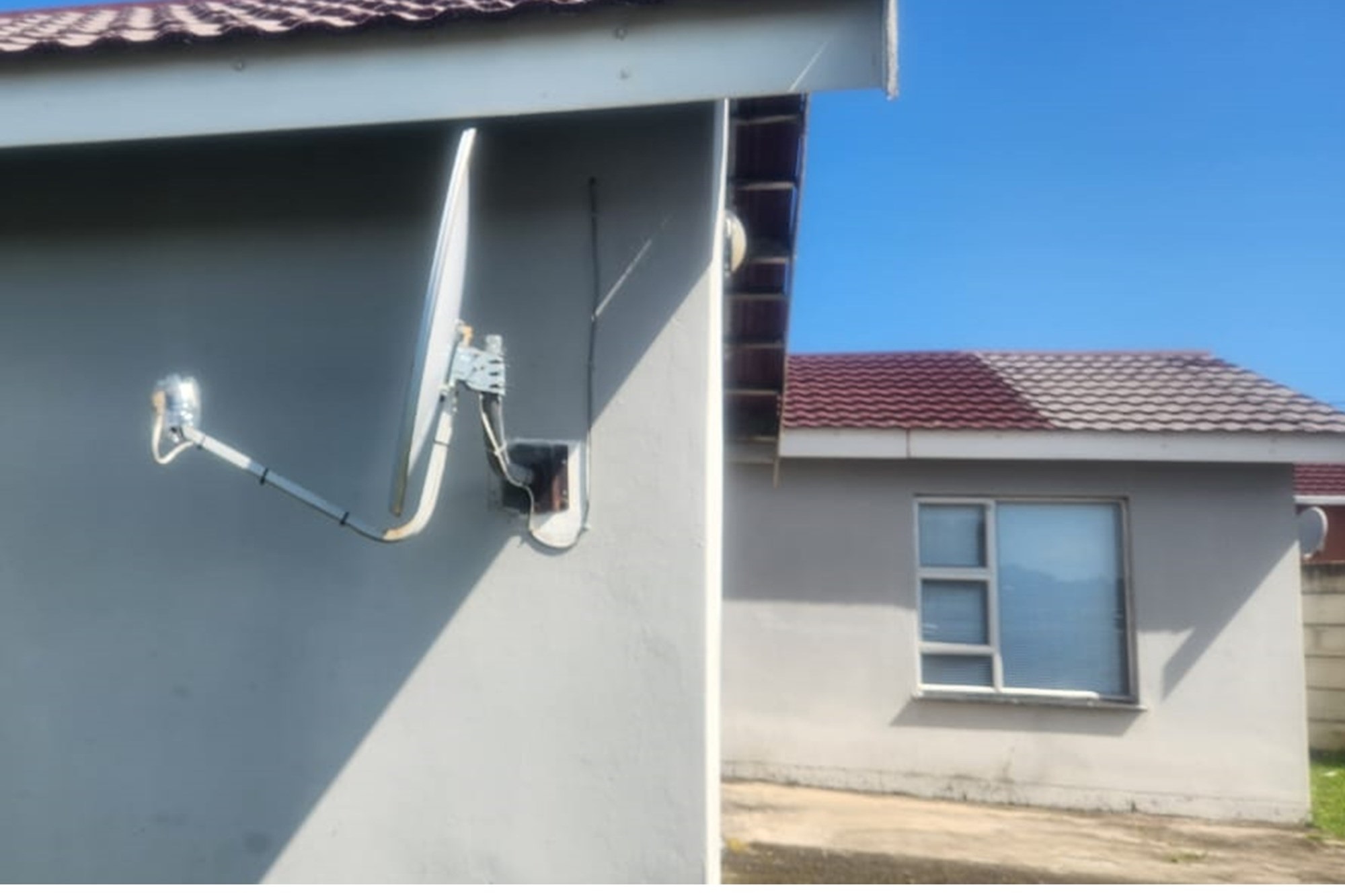Encompassing 3 Bedroom and 2 bathroom house in Amalinda East London