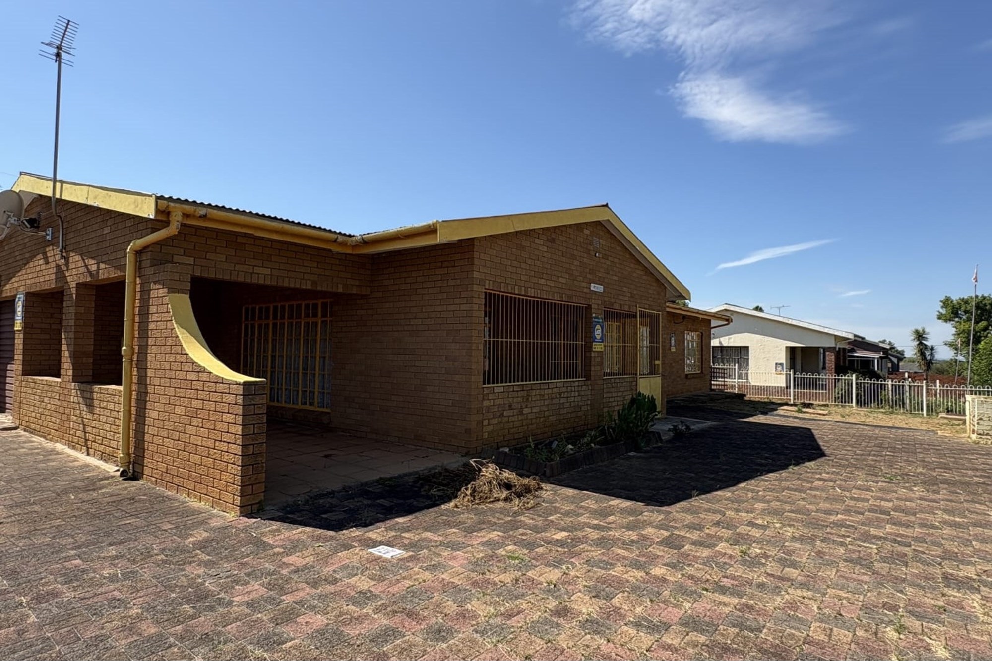 House for sale in Glencoe, KwaZulu Natal, 677 m²