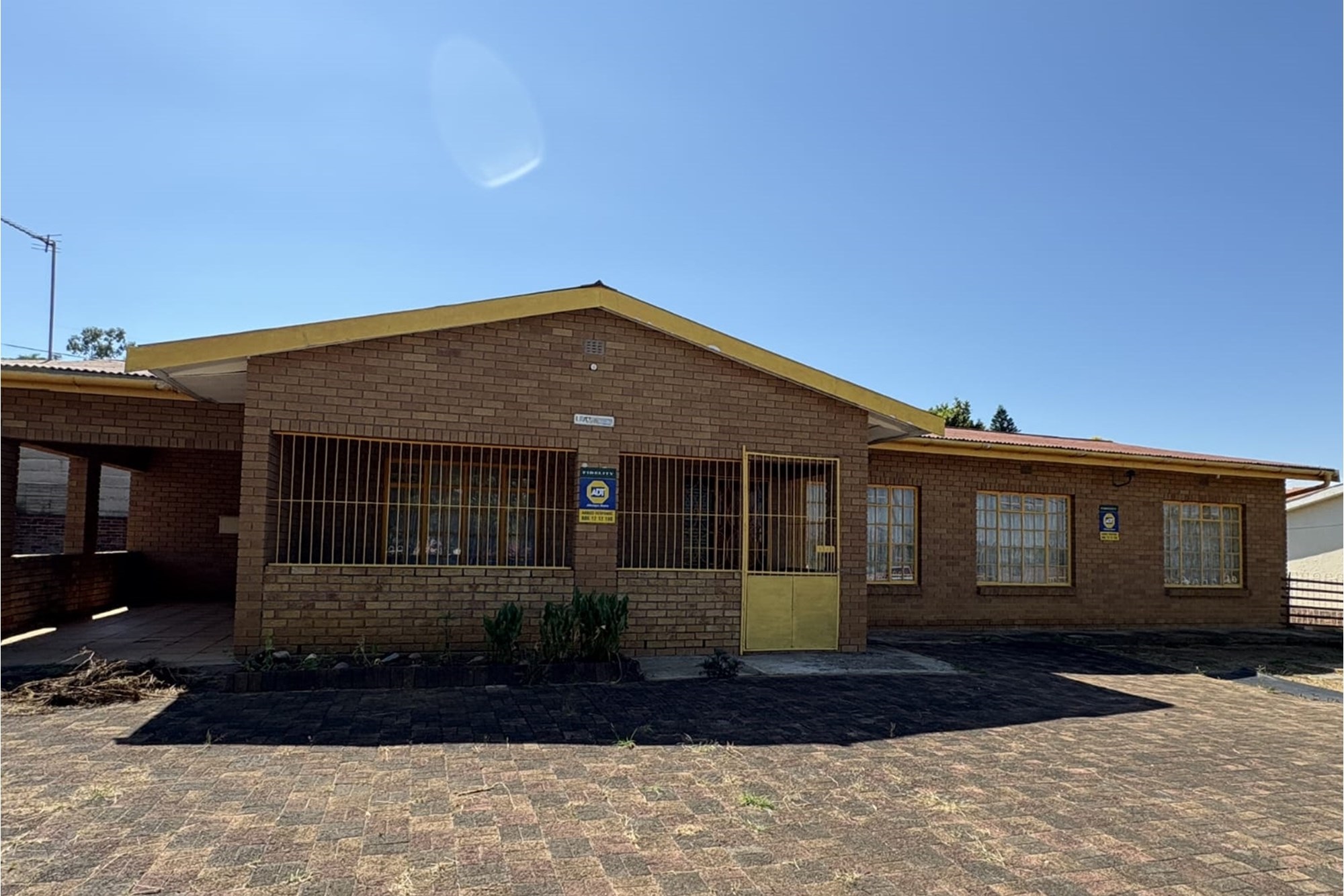 House for sale in Glencoe, KwaZulu Natal, 677 m²