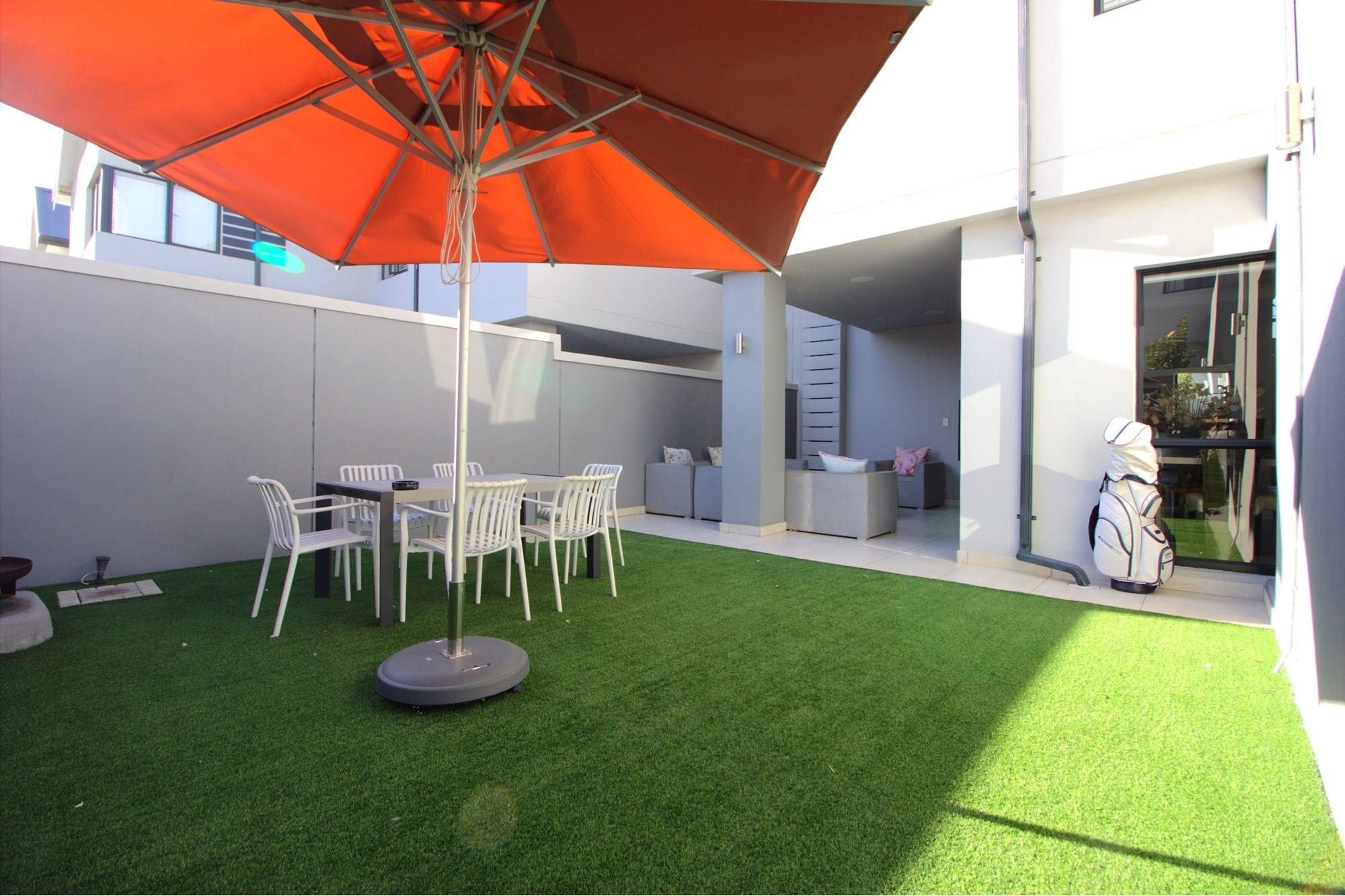 Stunning Modern 4Bedroom Home in Broadacres