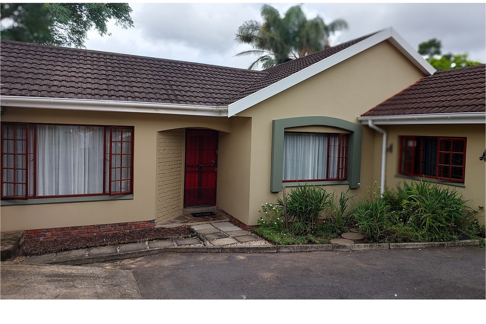 House for sale in Dorchester Heights, East London