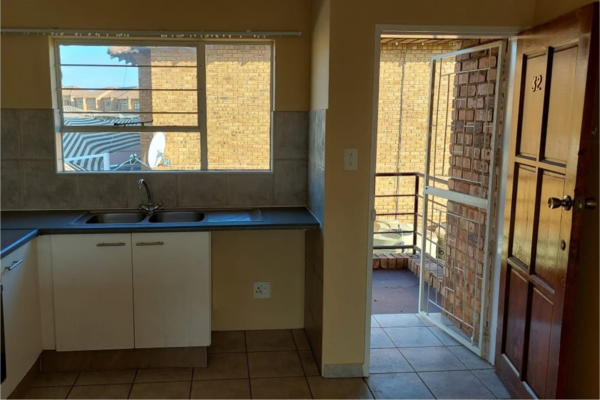 Townhouse for sale in Liefde En Vrede, Johannesburg, 8 Sunset View, 16 Swempie Crescent, Liefde En Vrede, Johannesburg, Gauteng, 62 m²