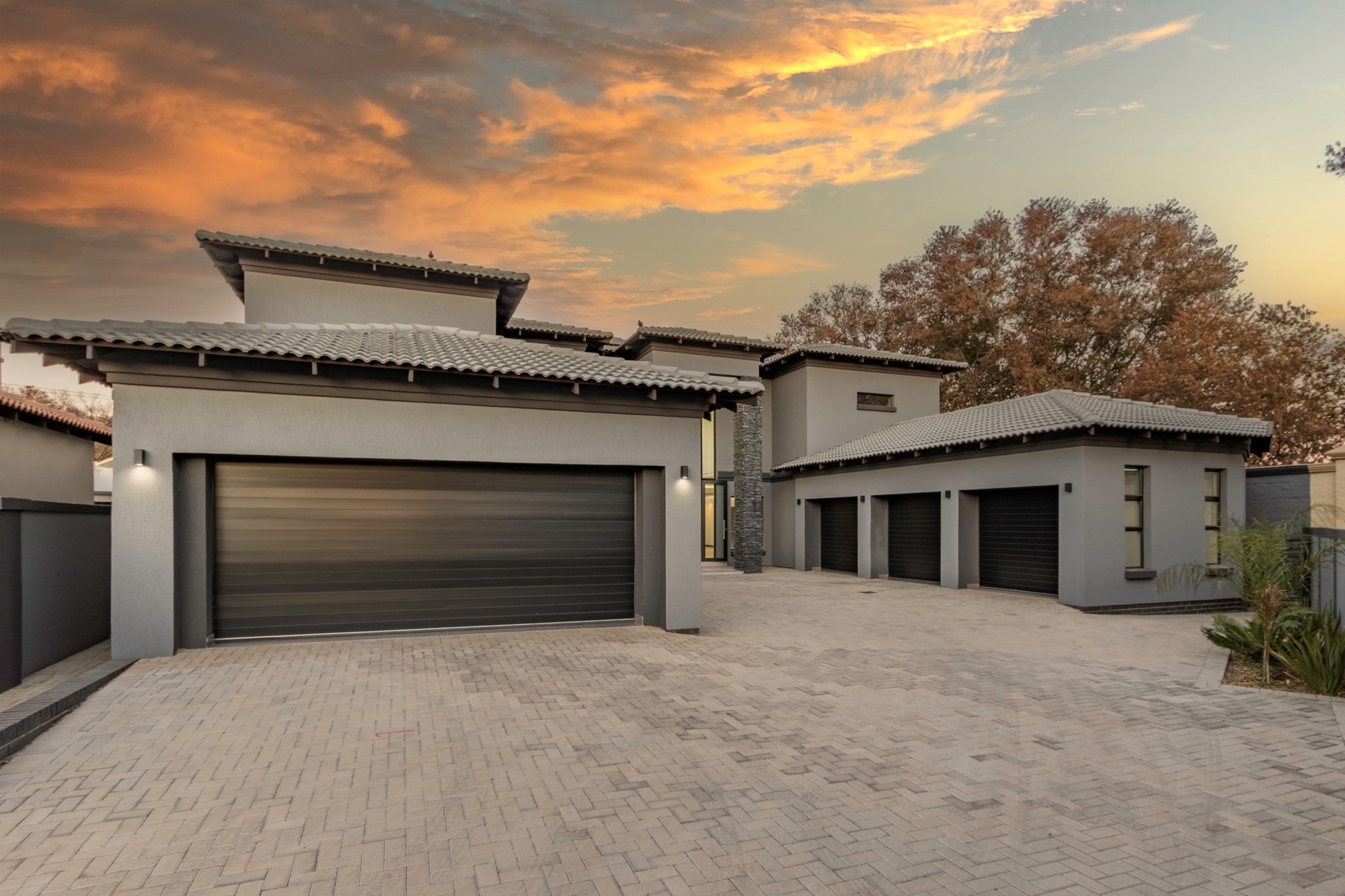Newly Built 4 Bedroom Luxury Home for sale in Sunward Park