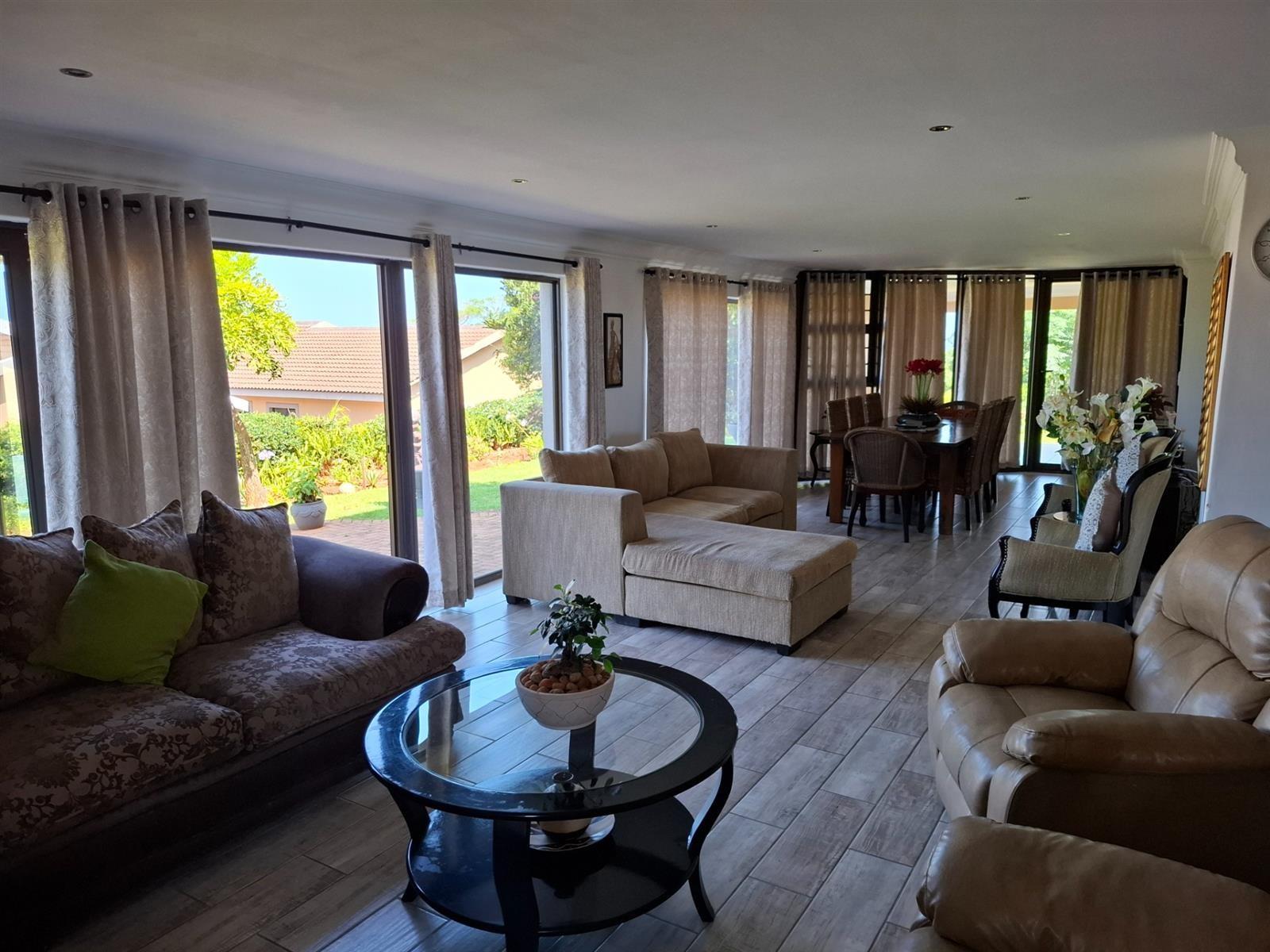 "Elegant Coastal Townhouse in KwaZulu Natal"