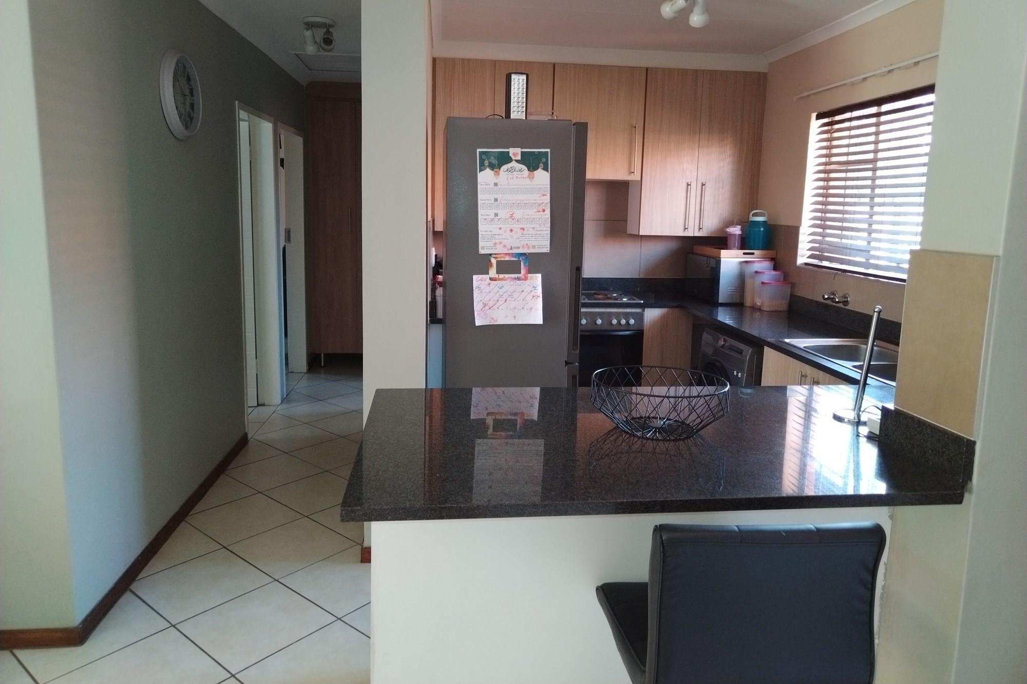 2 Bedroom Townhouse For Sale