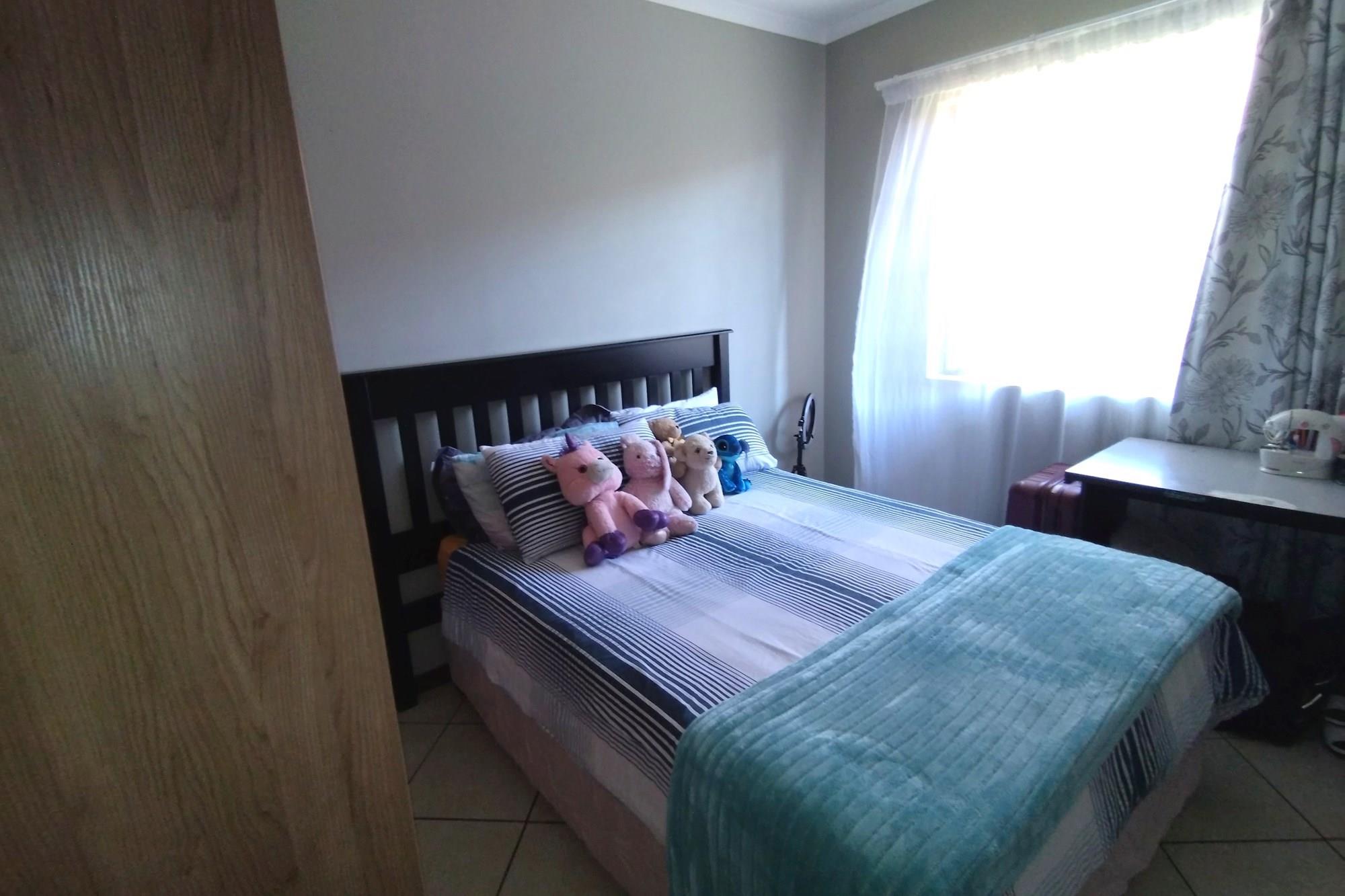 2 Bedroom Townhouse For Sale