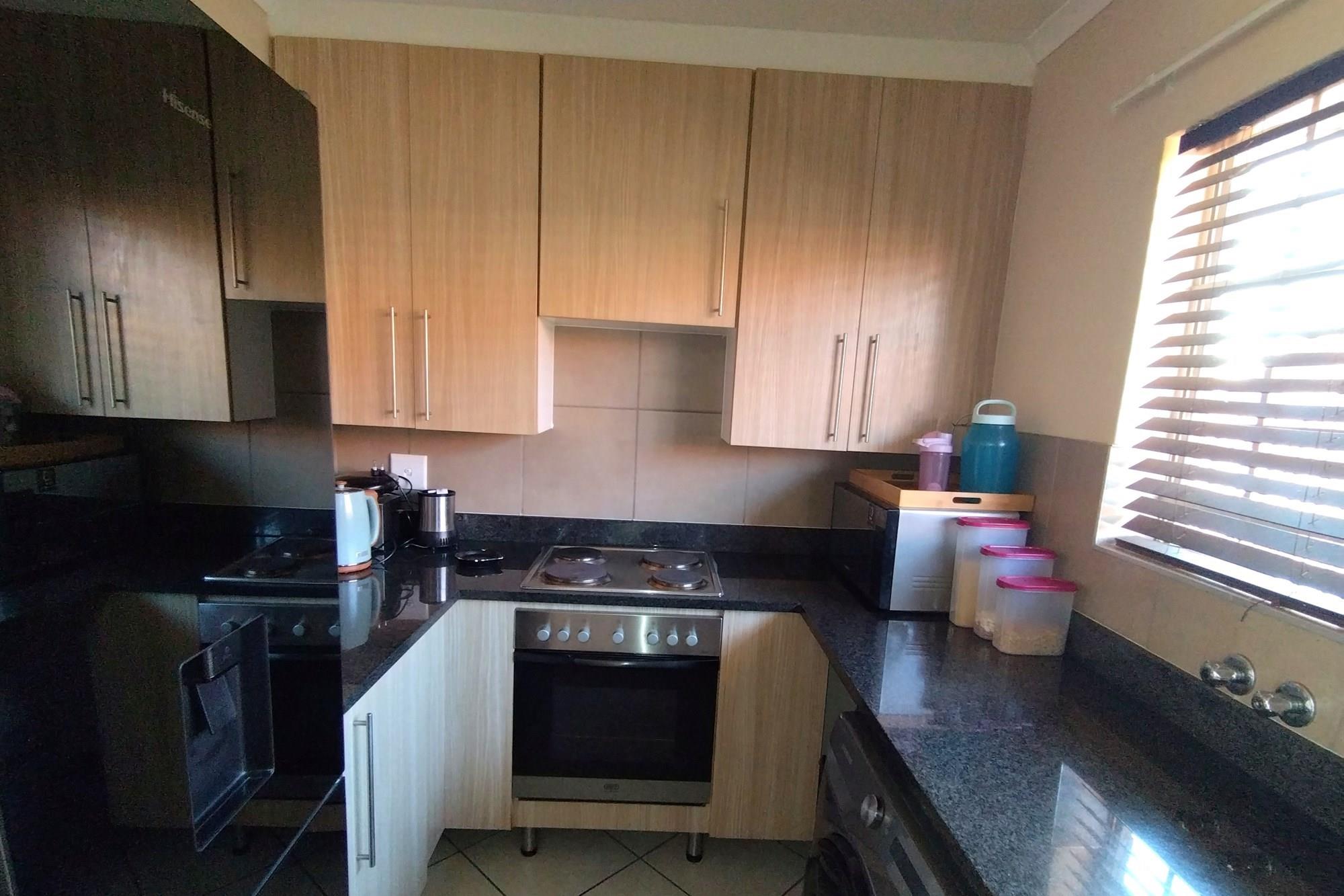 2 Bedroom Townhouse For Sale