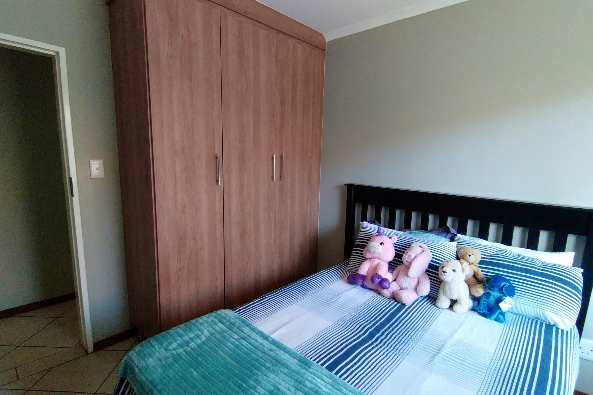 2 Bedroom Townhouse For Sale