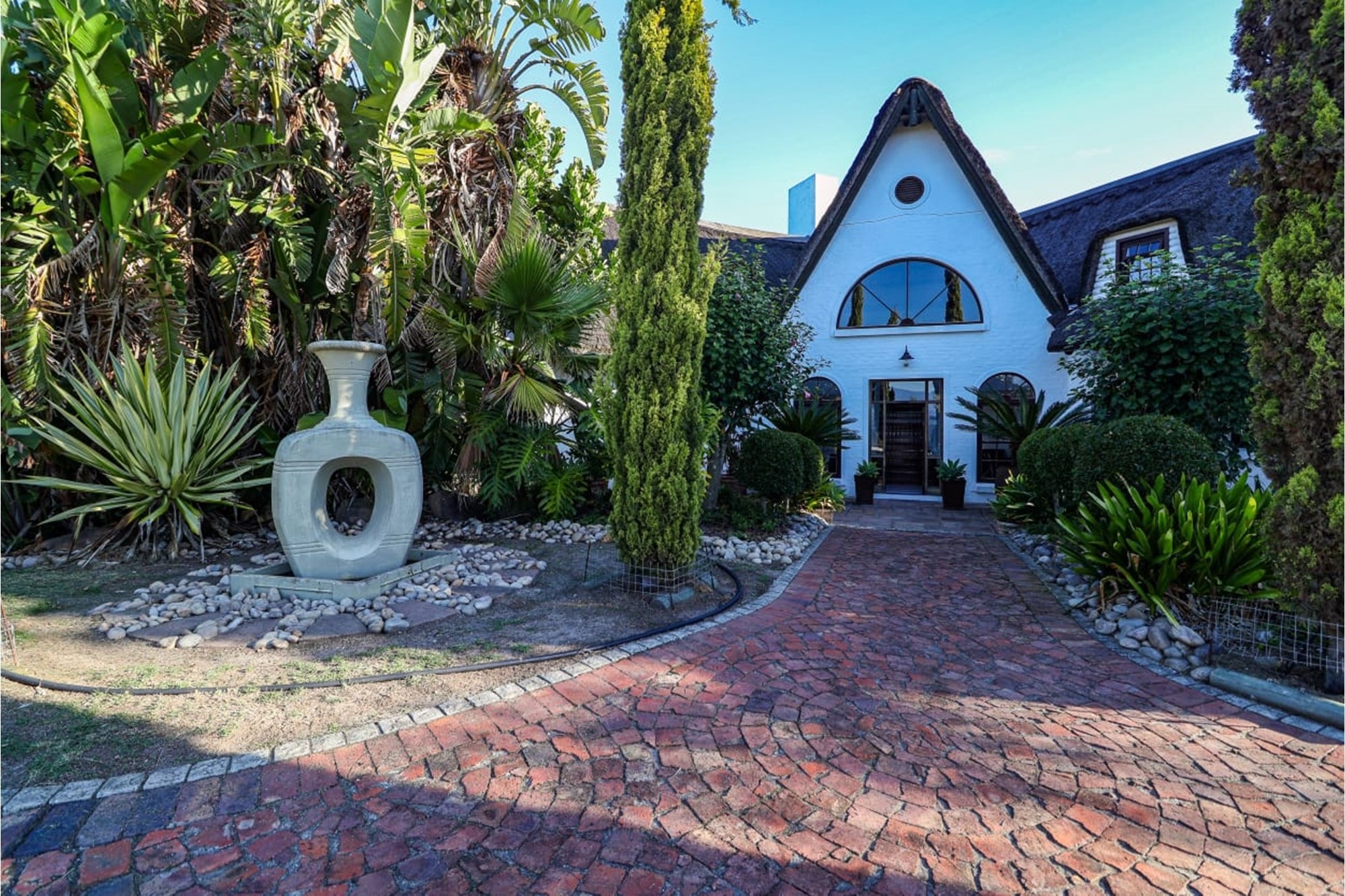 Remarkable Estate with two cottages, workshop and infrastructure in place in Sedgefield
