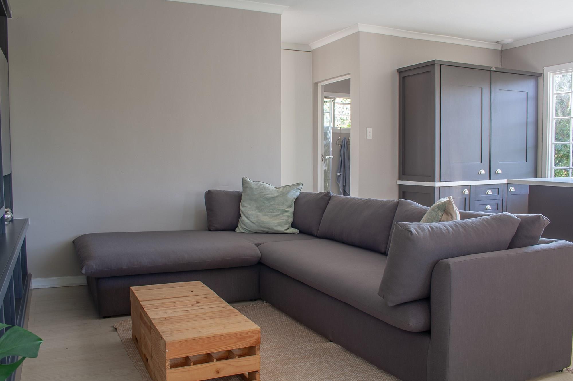 Cottage for rent in Parkview, Johannesburg, 1020 m²