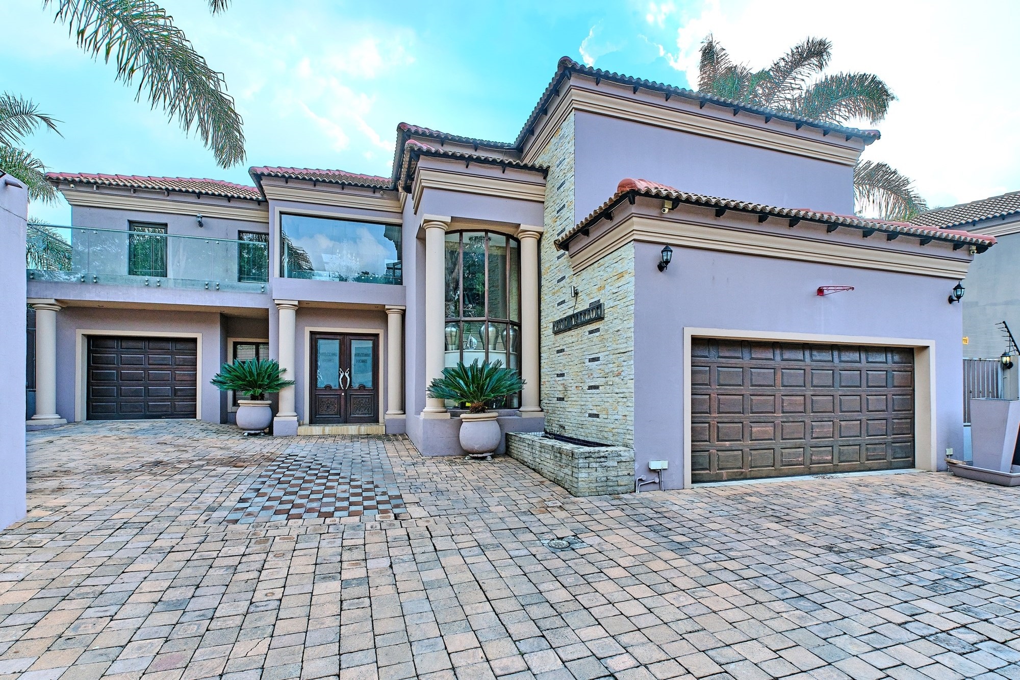 Cluster for sale in Sandown, Sandton, 731 m²