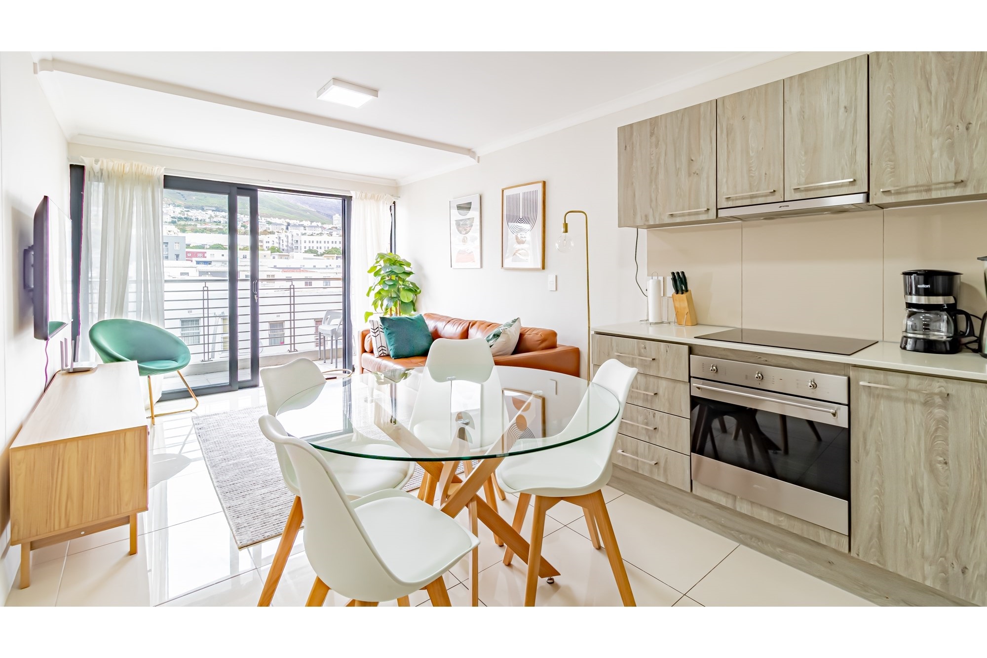 Apartment for sale in Cape Town City Centre, Cape Town