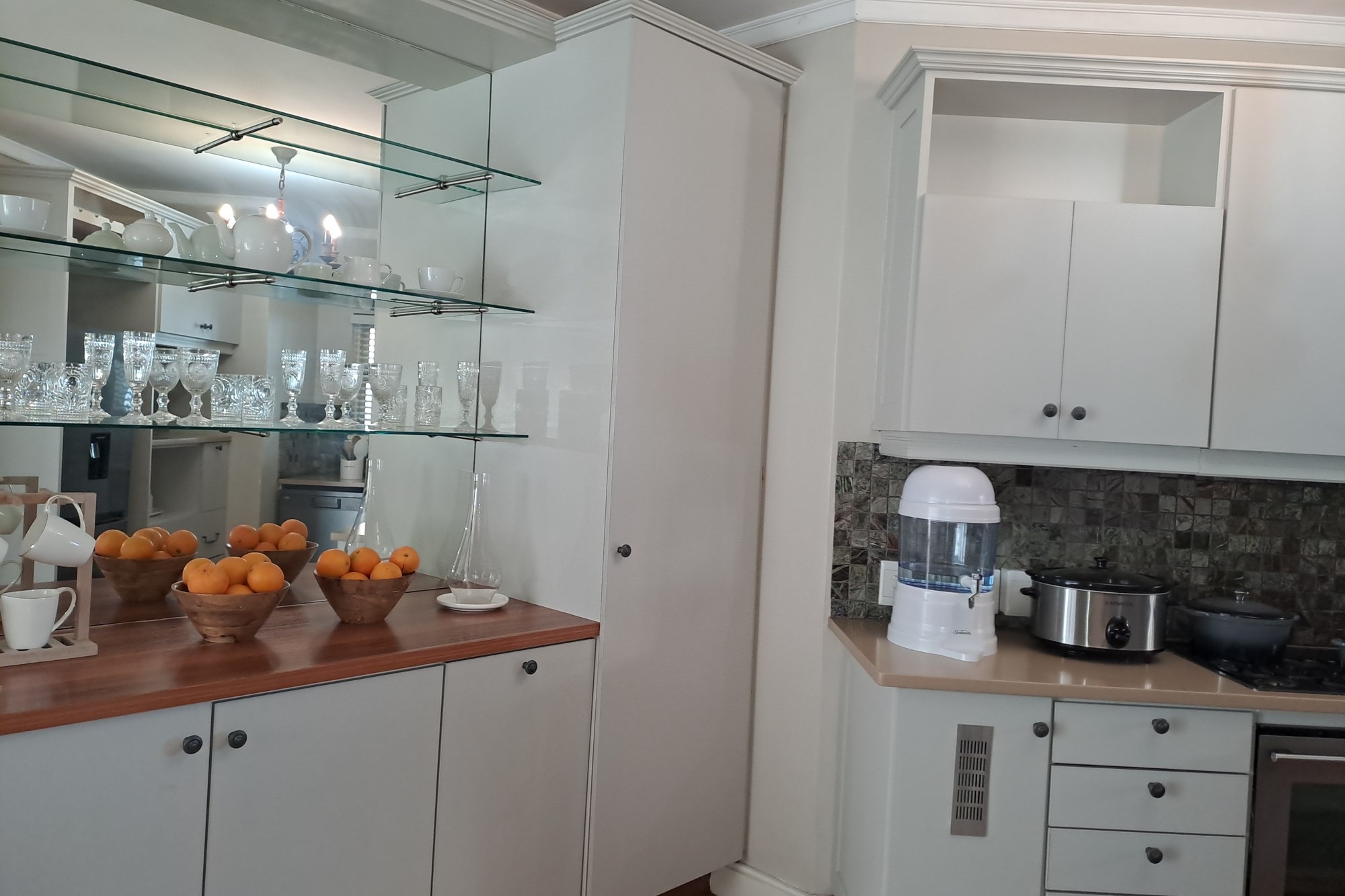 Modern Apartment for sale in Summerstrand