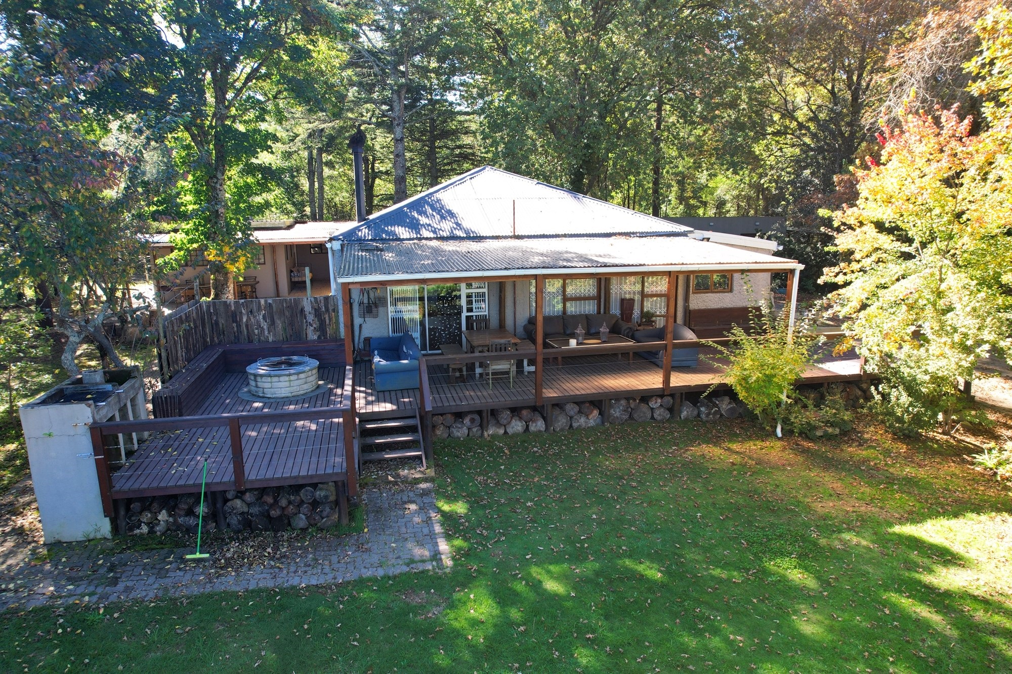 BED AND BREAKFAST FOR SALE - HOGSBACK
