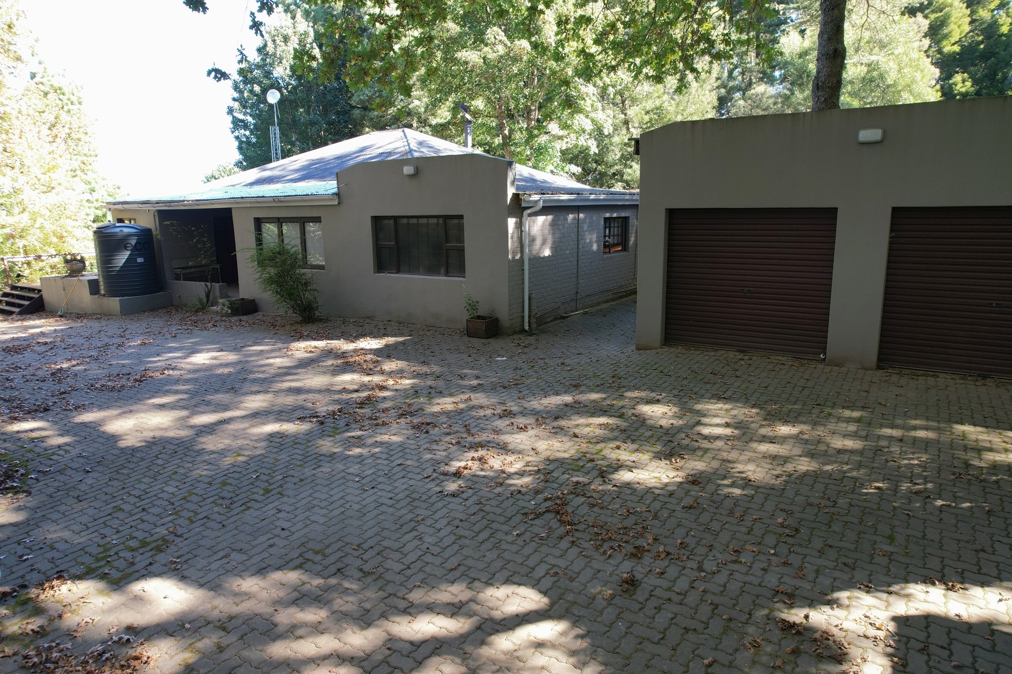 BED AND BREAKFAST FOR SALE - HOGSBACK