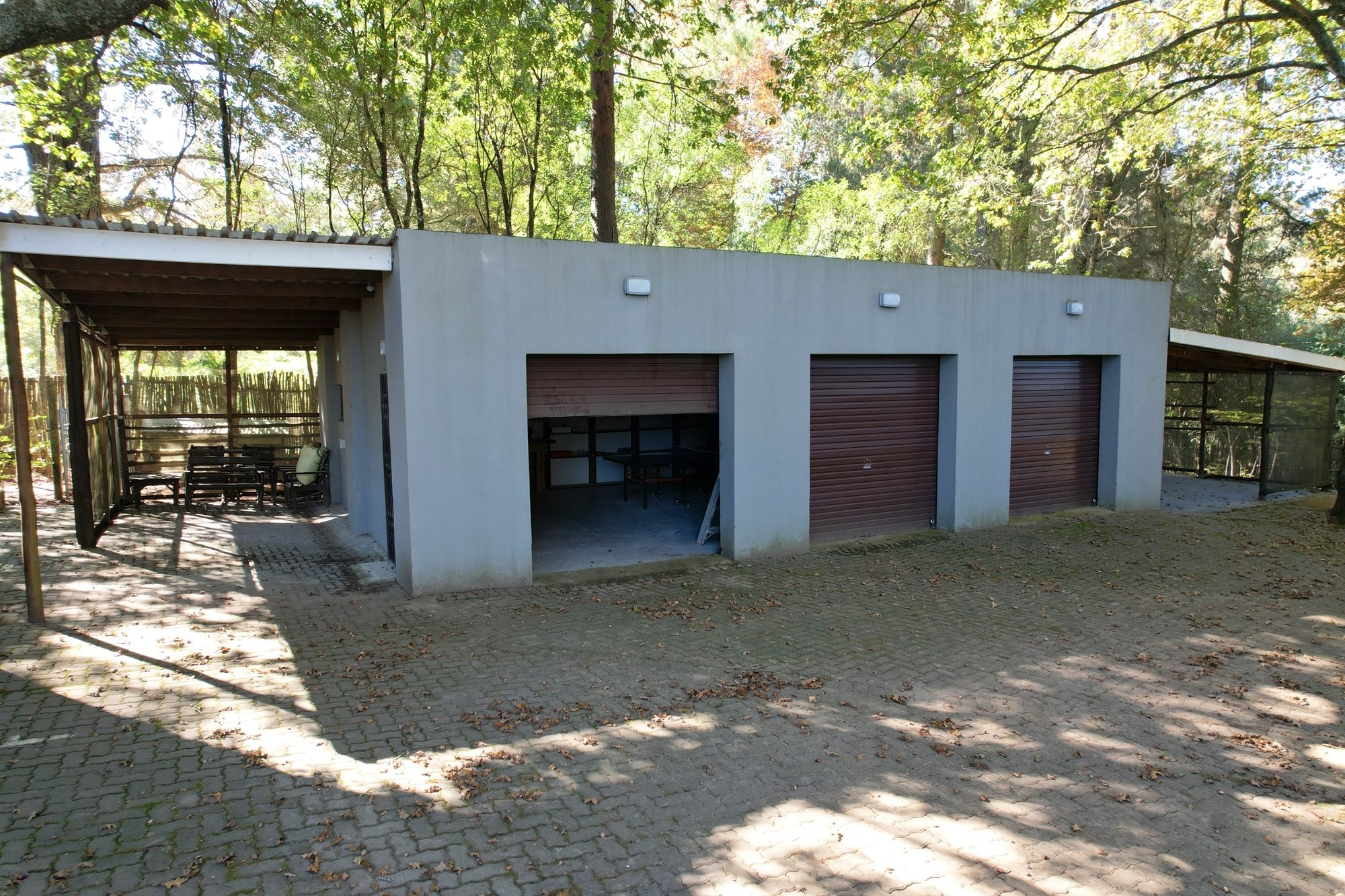 BED AND BREAKFAST FOR SALE - HOGSBACK