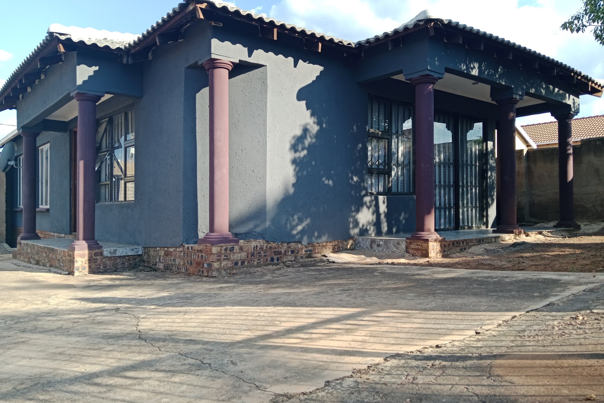 House for sale in Odinburg Gardens, Mabopane, 80 Sekgee, Odinburg Gardens, Mabopane, Gauteng, 90 m²