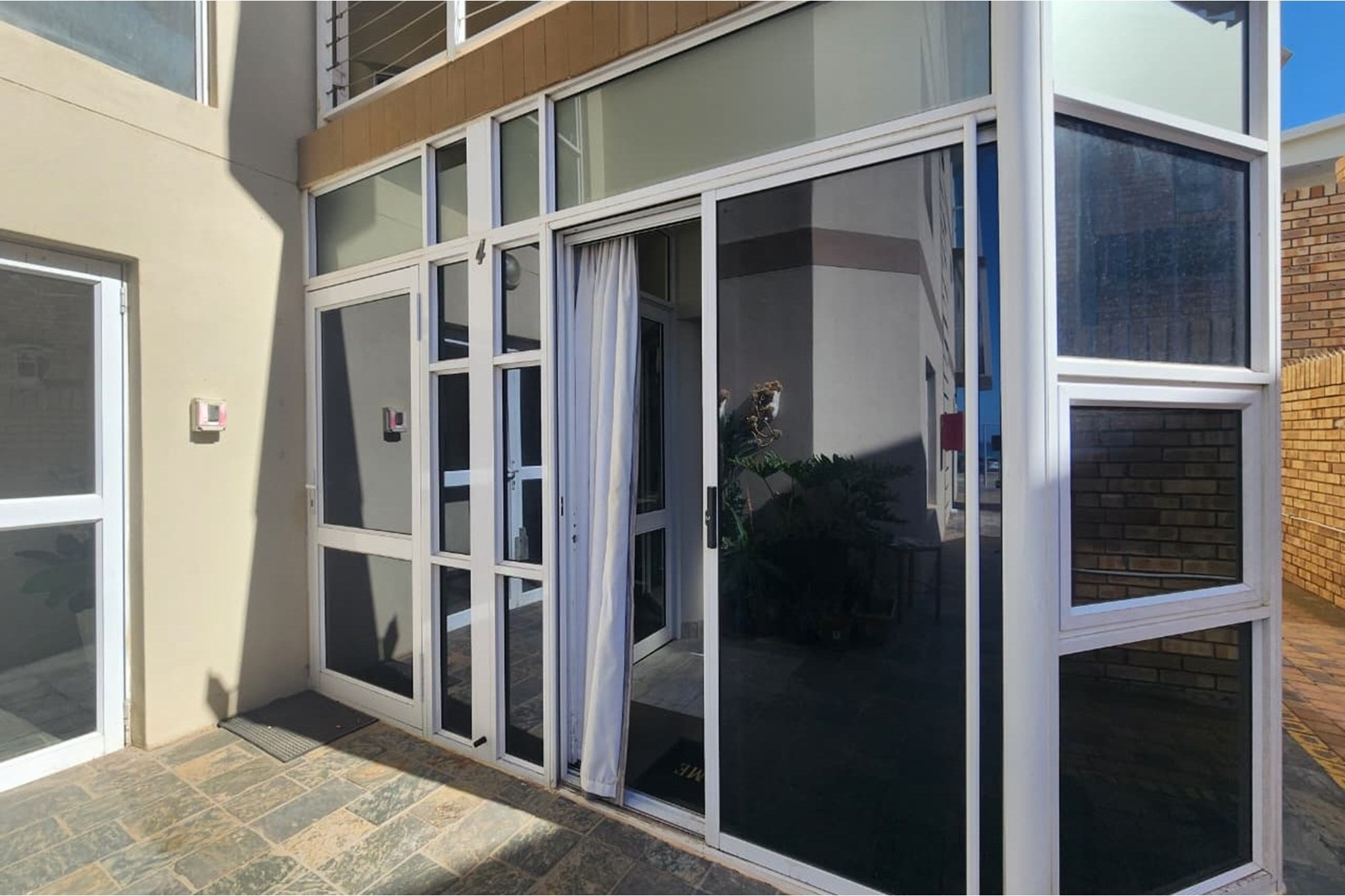 Move In Ready Apartment on Main Beach Furnished and Secure