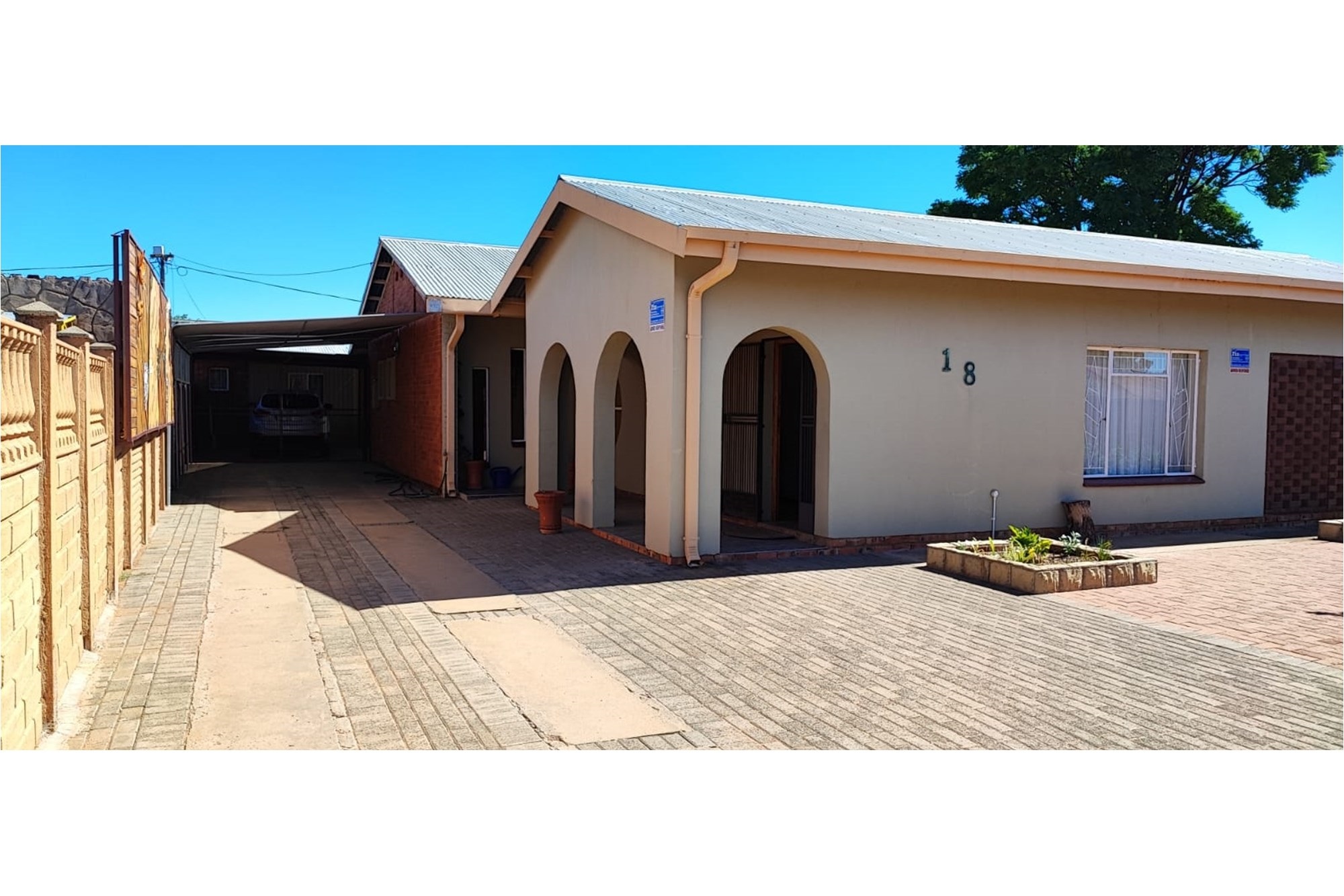 Spacious and secure family home in Greenside