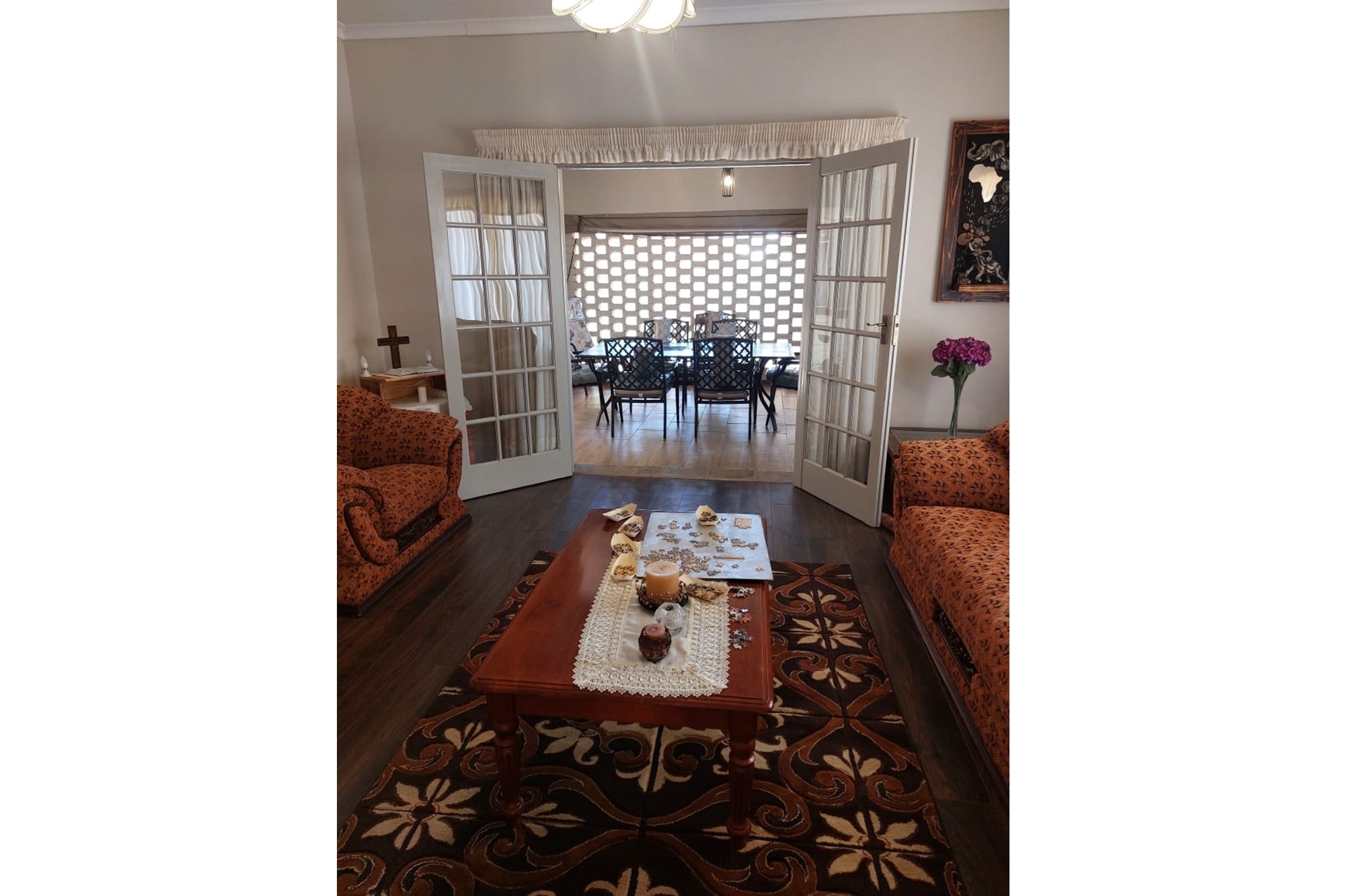 Spacious and secure family home in Greenside