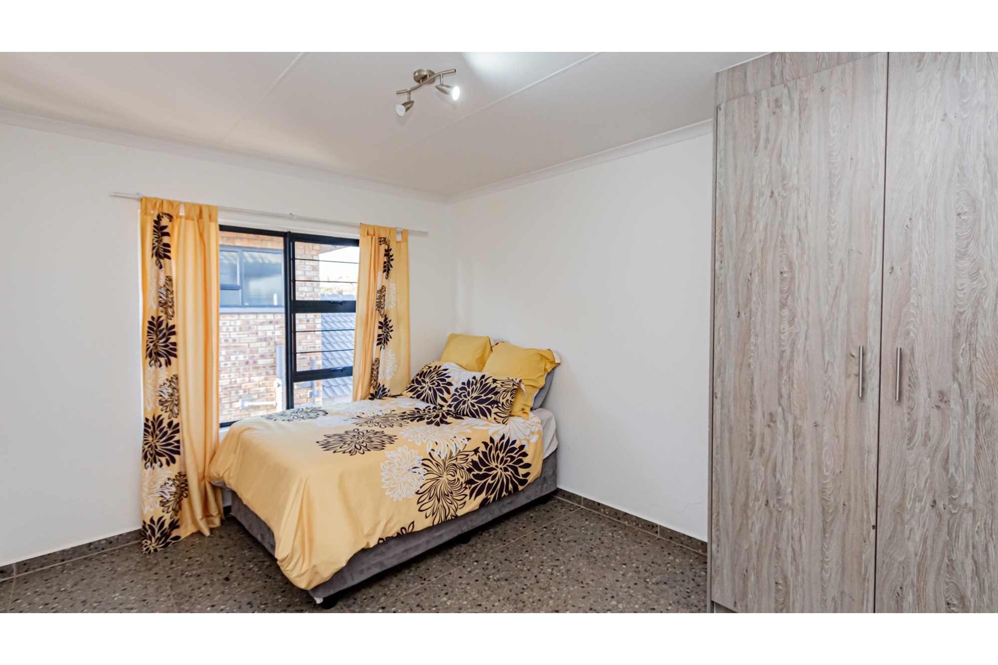 Townhouse for sale in Ruimsig, Roodepoort, 156 m²