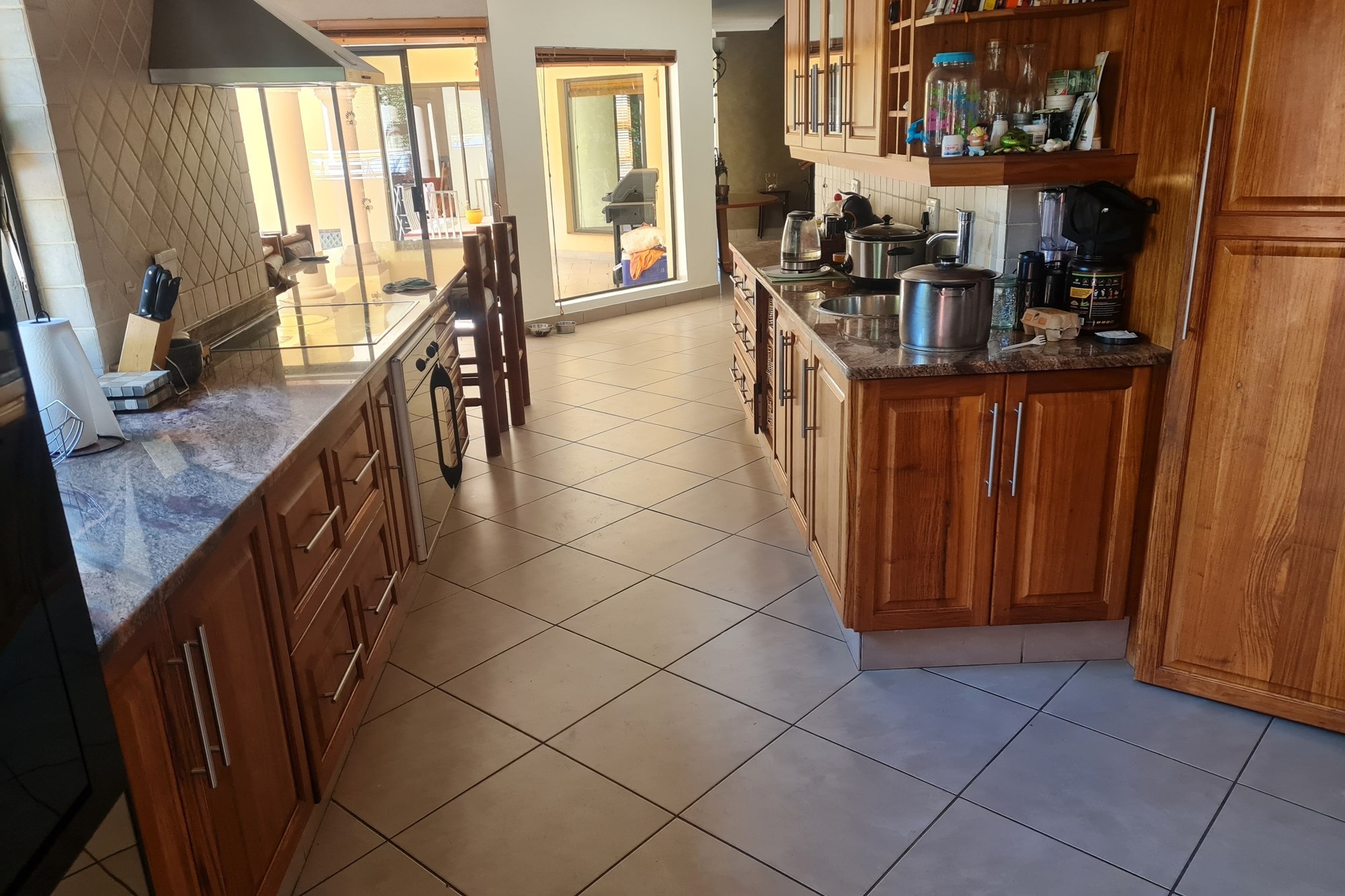House for sale in Ruimsig, Roodepoort, 379 m²
