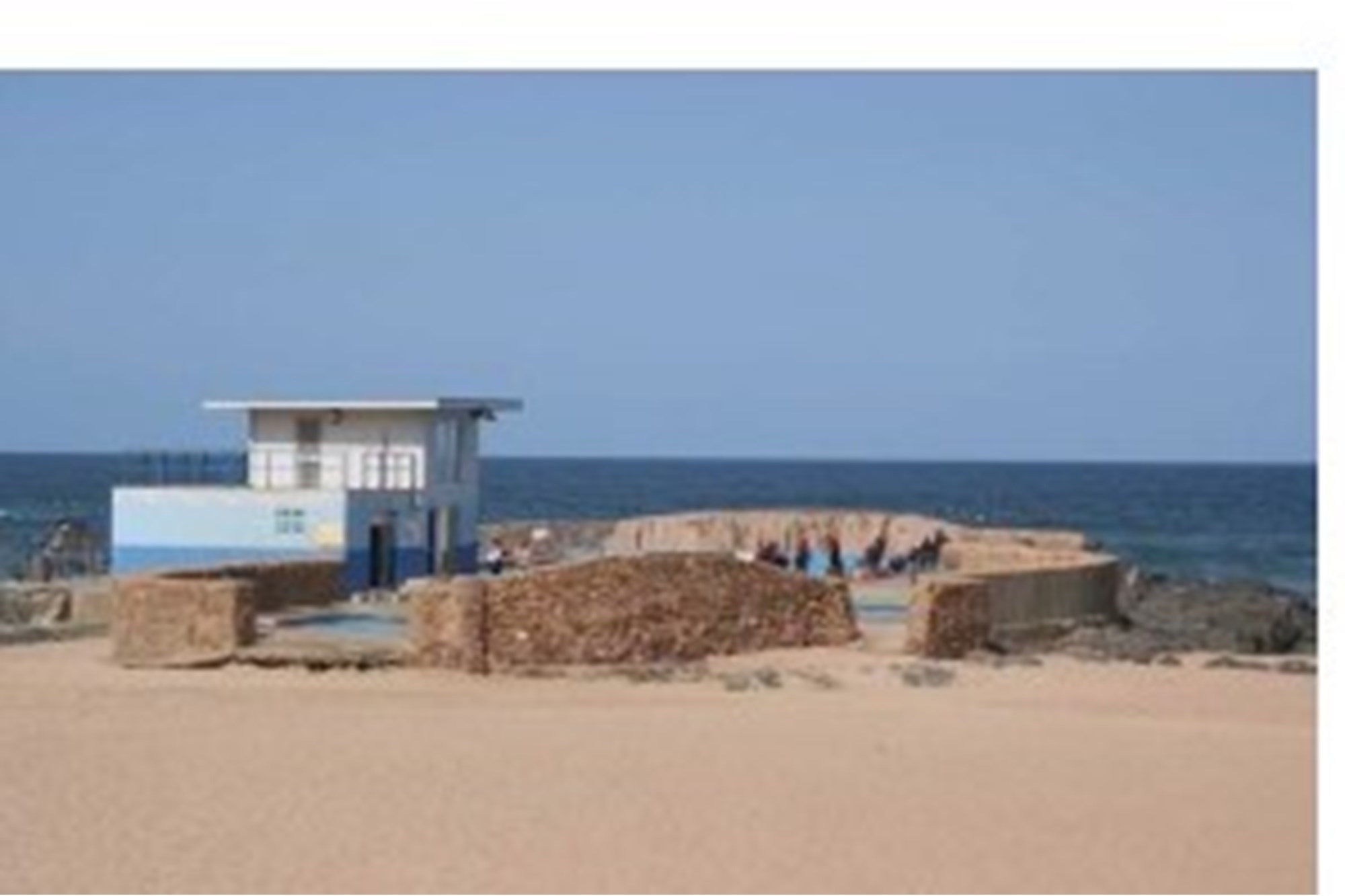 Fully Furnished Seaside Apartment