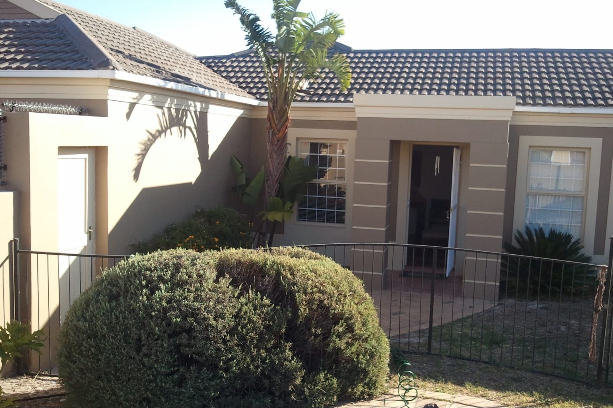 Parkland Family House in Western Cape