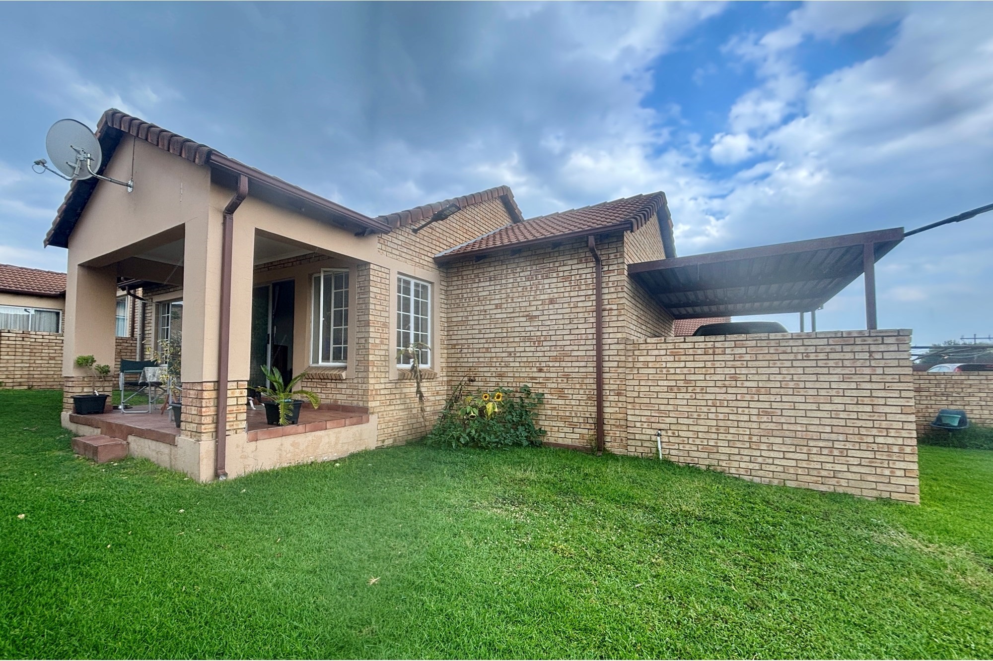 Cozy 2-Bedroom Facebrick Townhouse Near Highveld Gardens, Sasolburg!