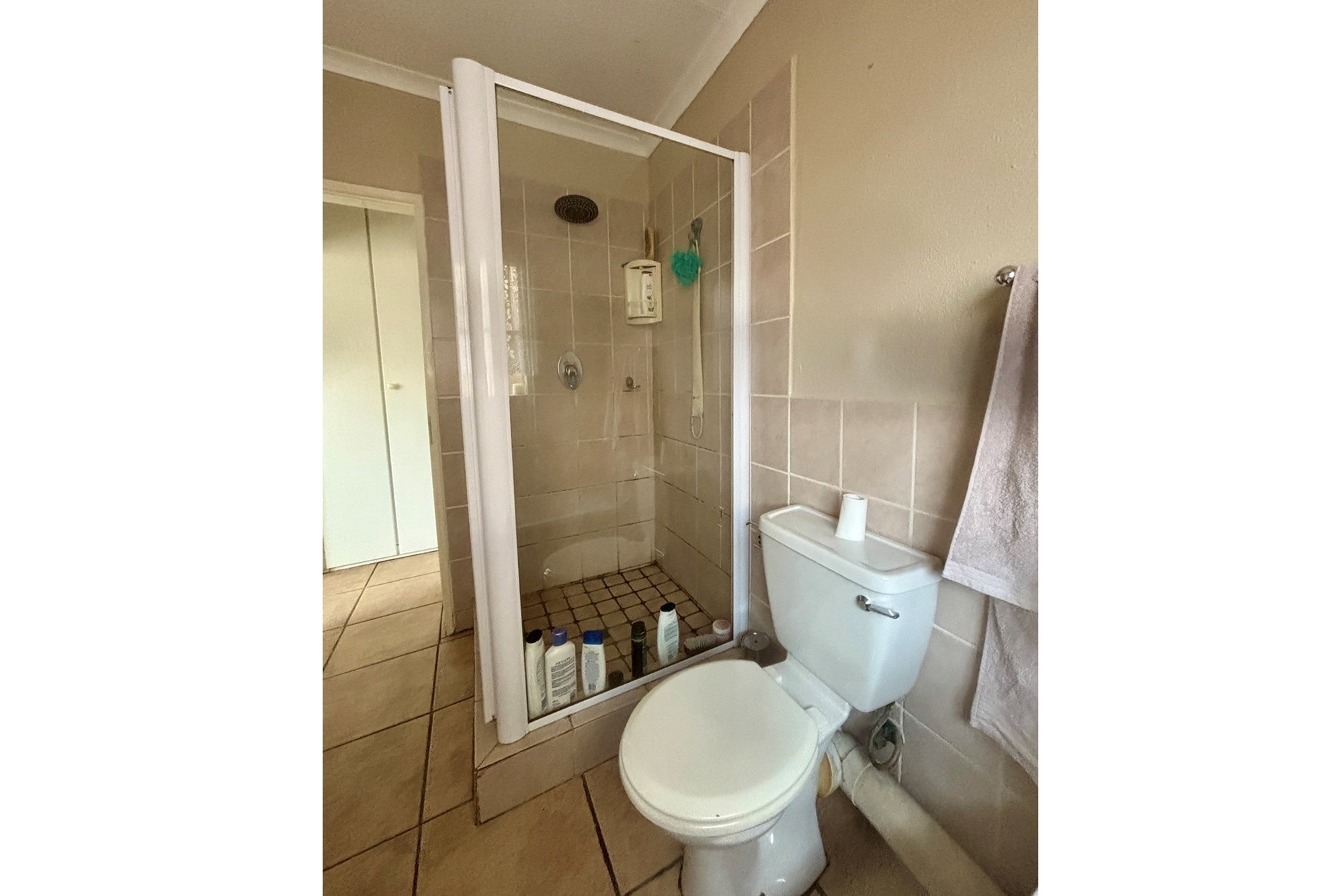 Cozy 2-Bedroom Facebrick Townhouse Near Highveld Gardens, Sasolburg!