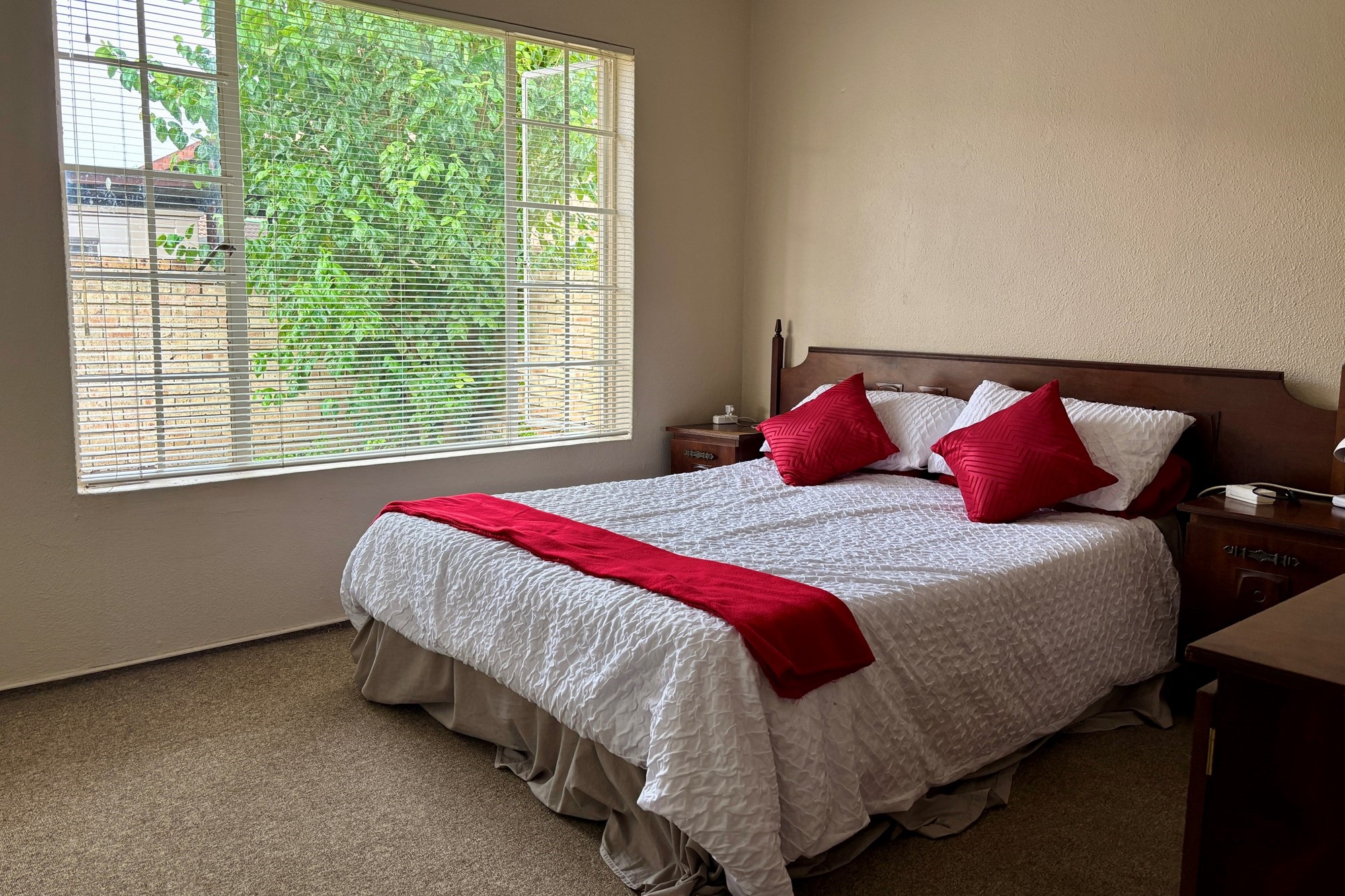 Cozy 2-Bedroom Facebrick Townhouse Near Highveld Gardens, Sasolburg!