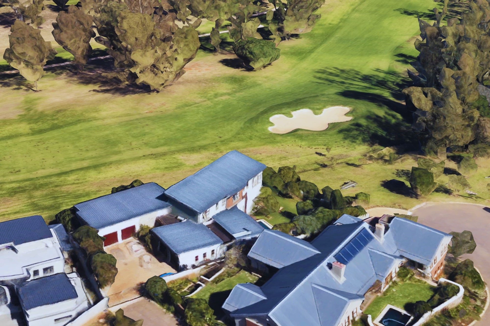 Exquisite 5-Bedroom Home in Waterkloof Golf Estate