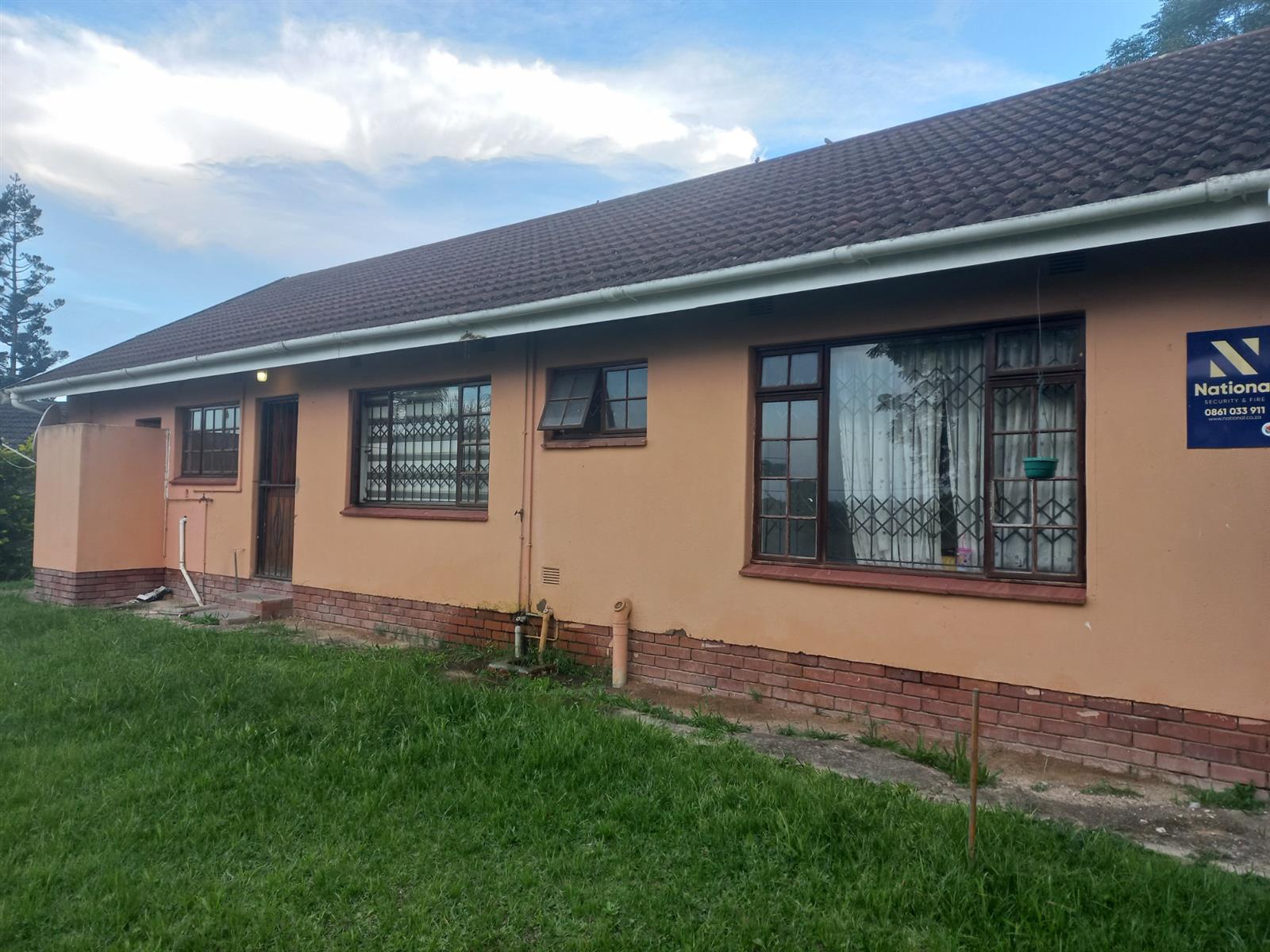 BISLEY FAMILY HOUSE