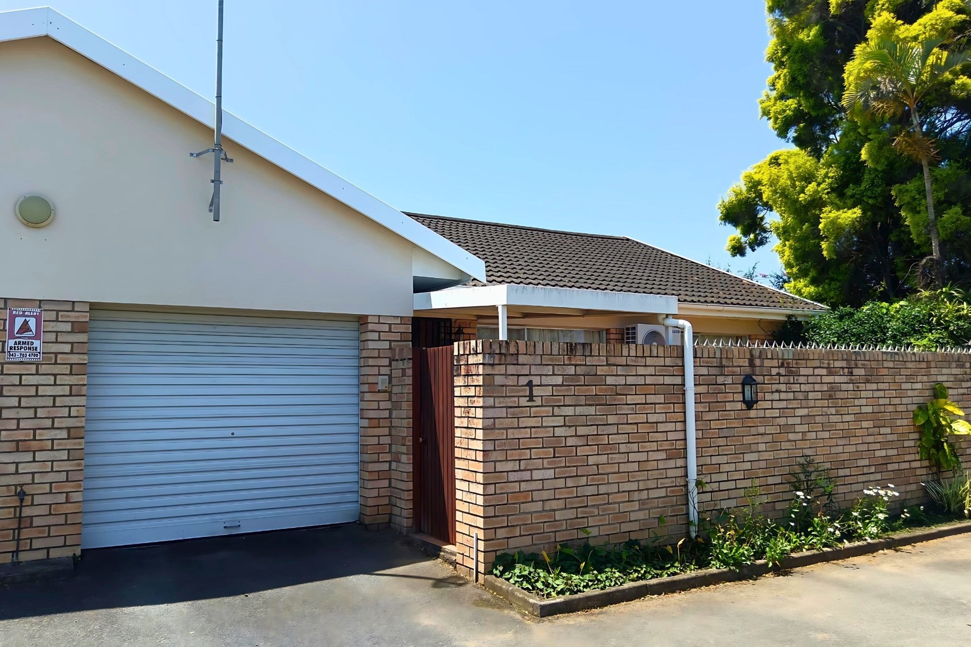 Low-Maintenance Face-Brick Townhouse in Secure Abbotsford Complex