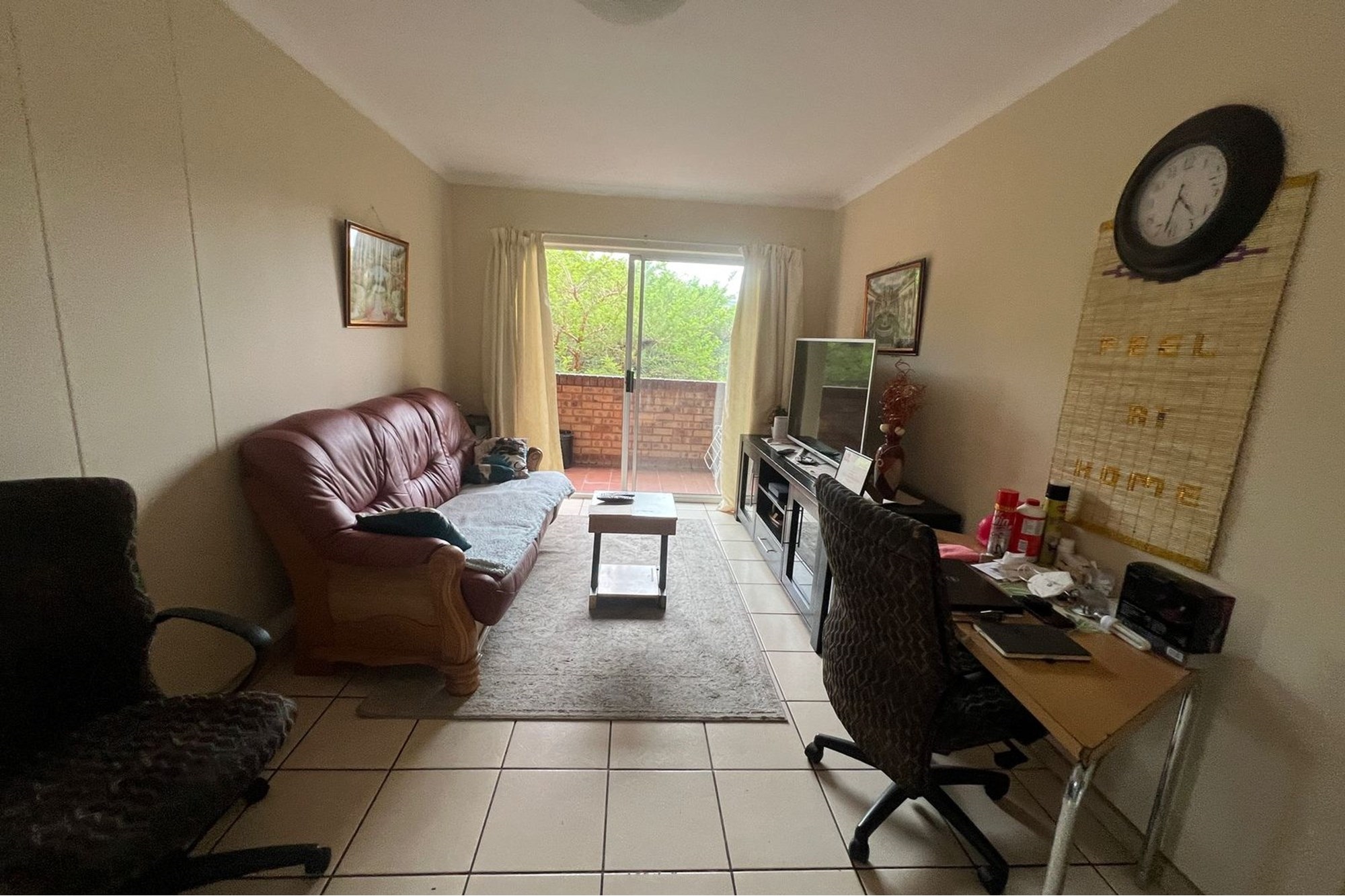 Spacious 3-Bedroom Apartment in Prime Zwartkop Location