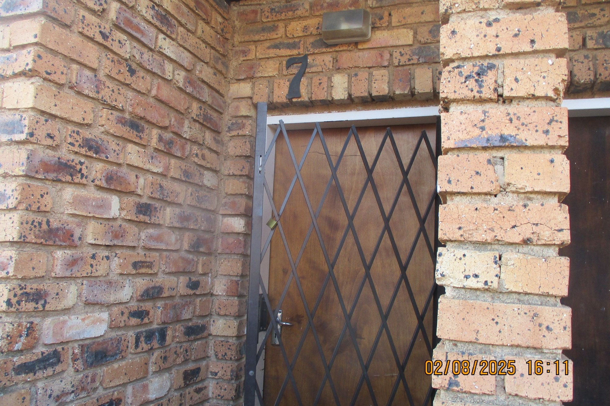 "2-Bed Apartment for Sale in Chloorkop"