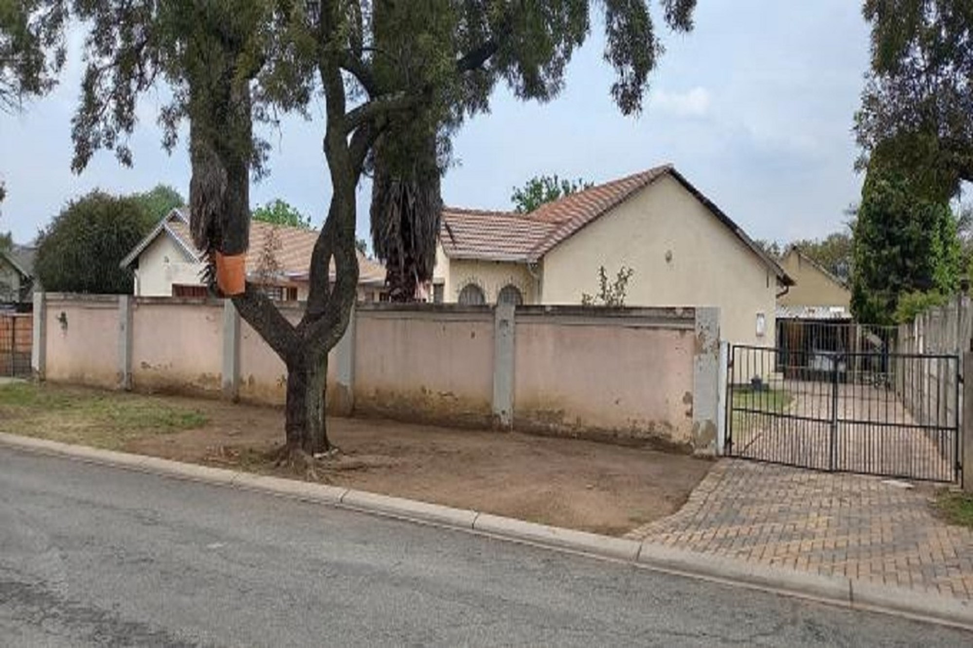 "Charming 4-Bed Dream Home in Mayberry Park"